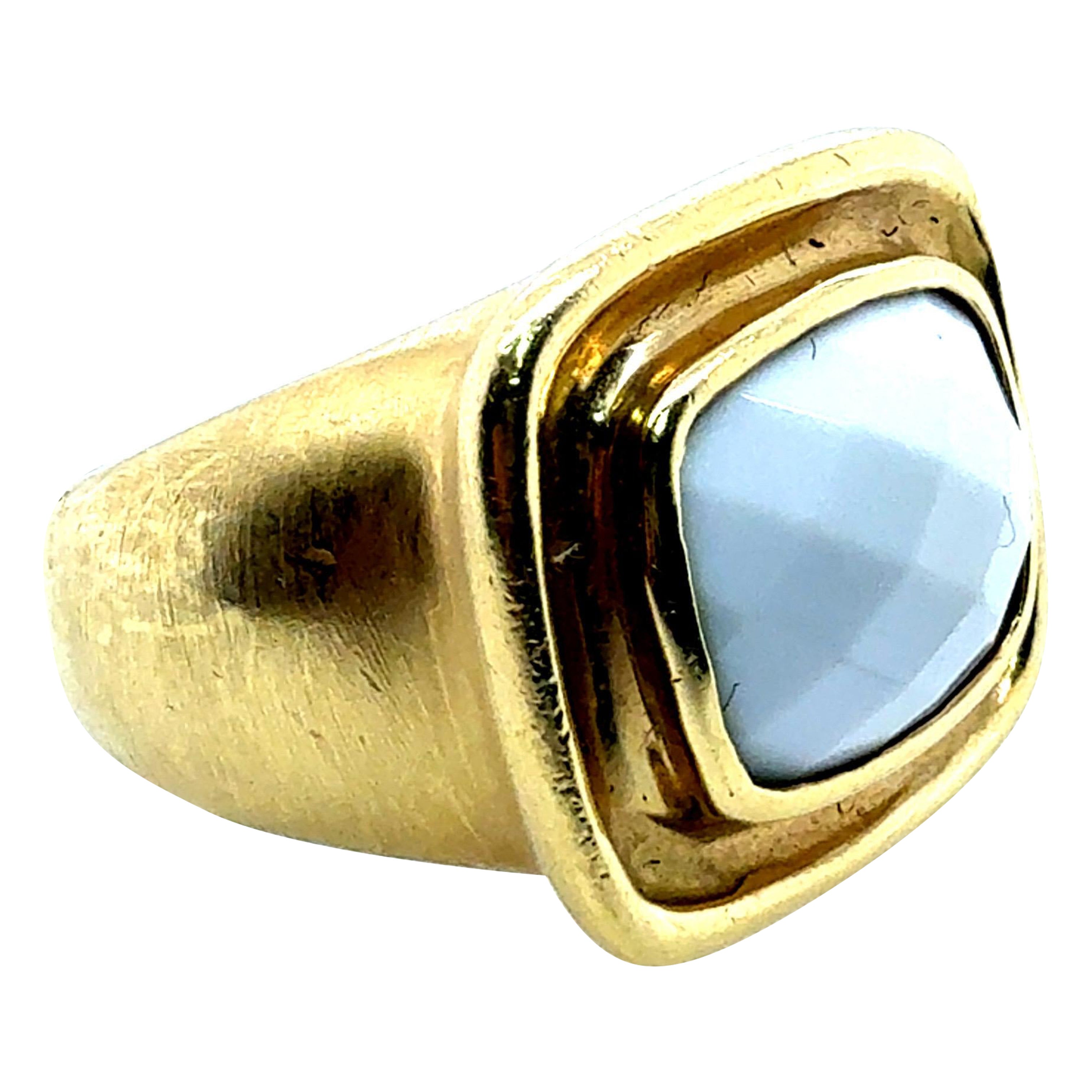 Retro Gelbgold Weiß Rose Cut Coral Bold Statement Ring Circa 1980 im Angebot