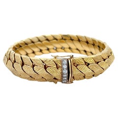 Retro Yellow Gold Woven Florentine Chain Link and Diamond Bracelet 