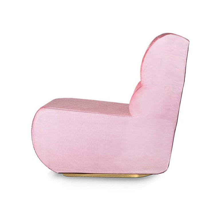 Retro 70s Style Pink Velvet & Polished Brass Base Accent Chair Manhattan In New Condition For Sale In Madrid, ES