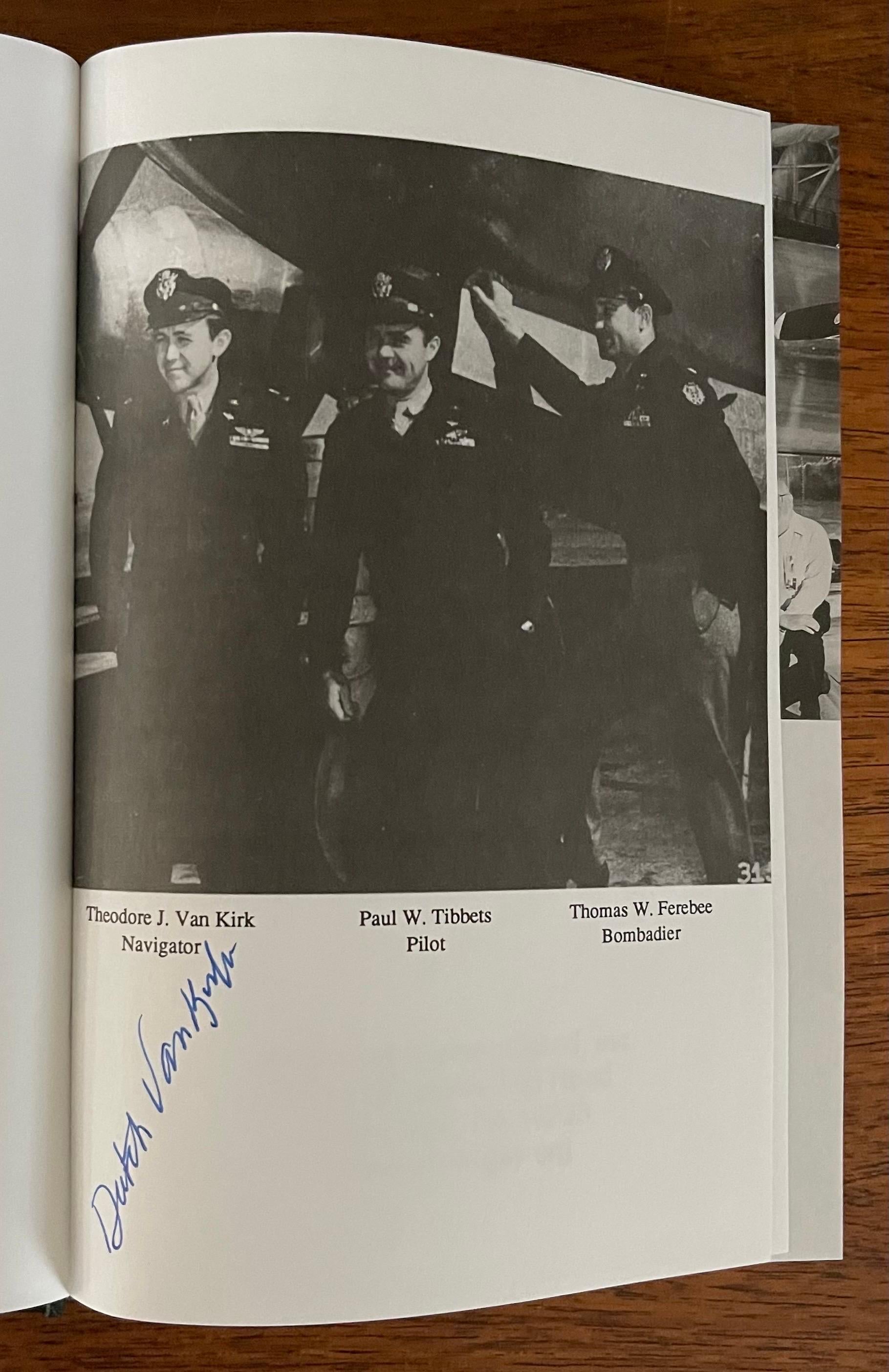 XXIe siècle et contemporain Livre « Return of the Enola Gay » signé par le pilote Paul W. Tibbets & Duth Van Kirk en vente