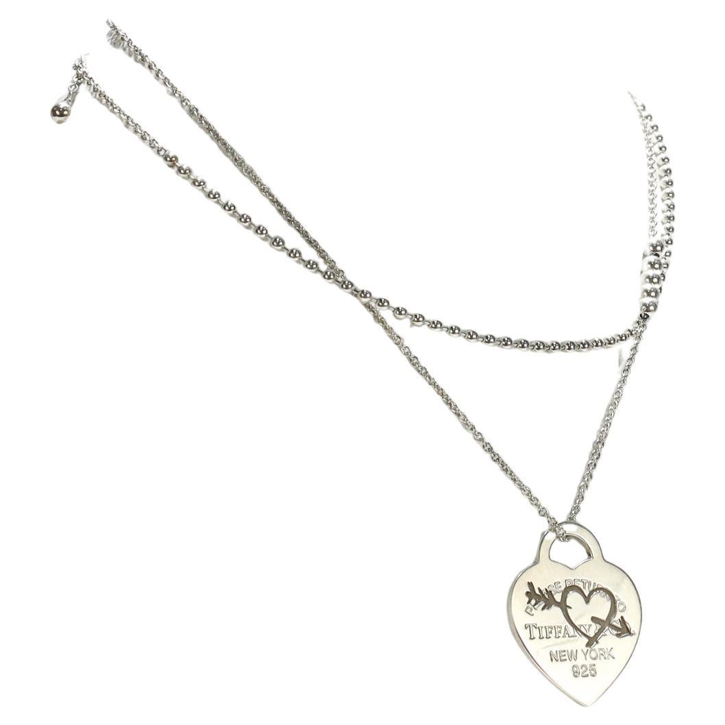 Zurück zu Tiffany & Co. Sterling Silber Anhänger Halskette mit geätztem Herz und Pfeil im Angebot