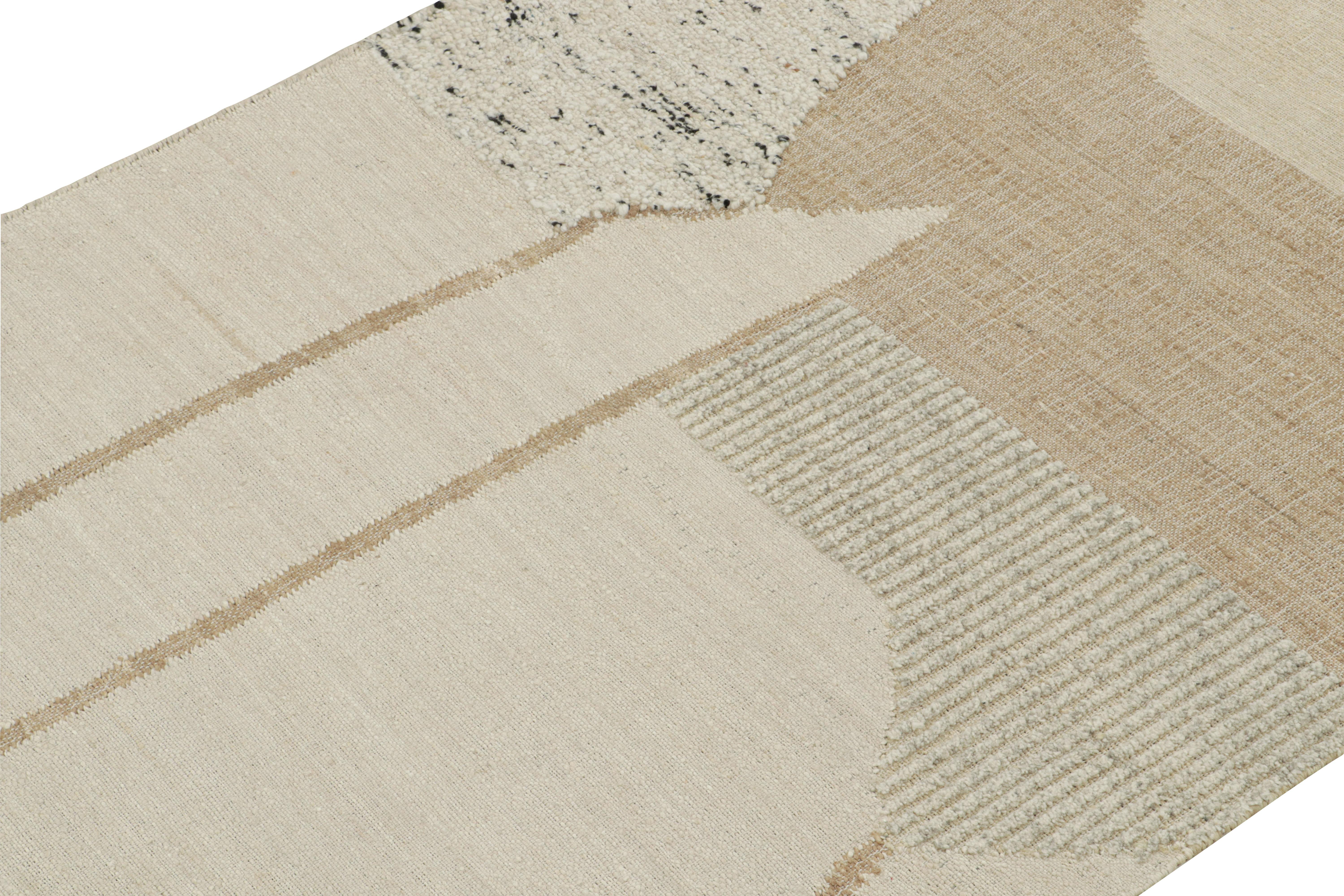 Handwoven in wool & jute, this 5x8 piece is a grand new entry to Rug & Kilim’s modern flatweave collection.

On the Design: 

The kilim rug carries an abstract design in brown, white & black. The aesthetics of the piece further enjoy a brilliant