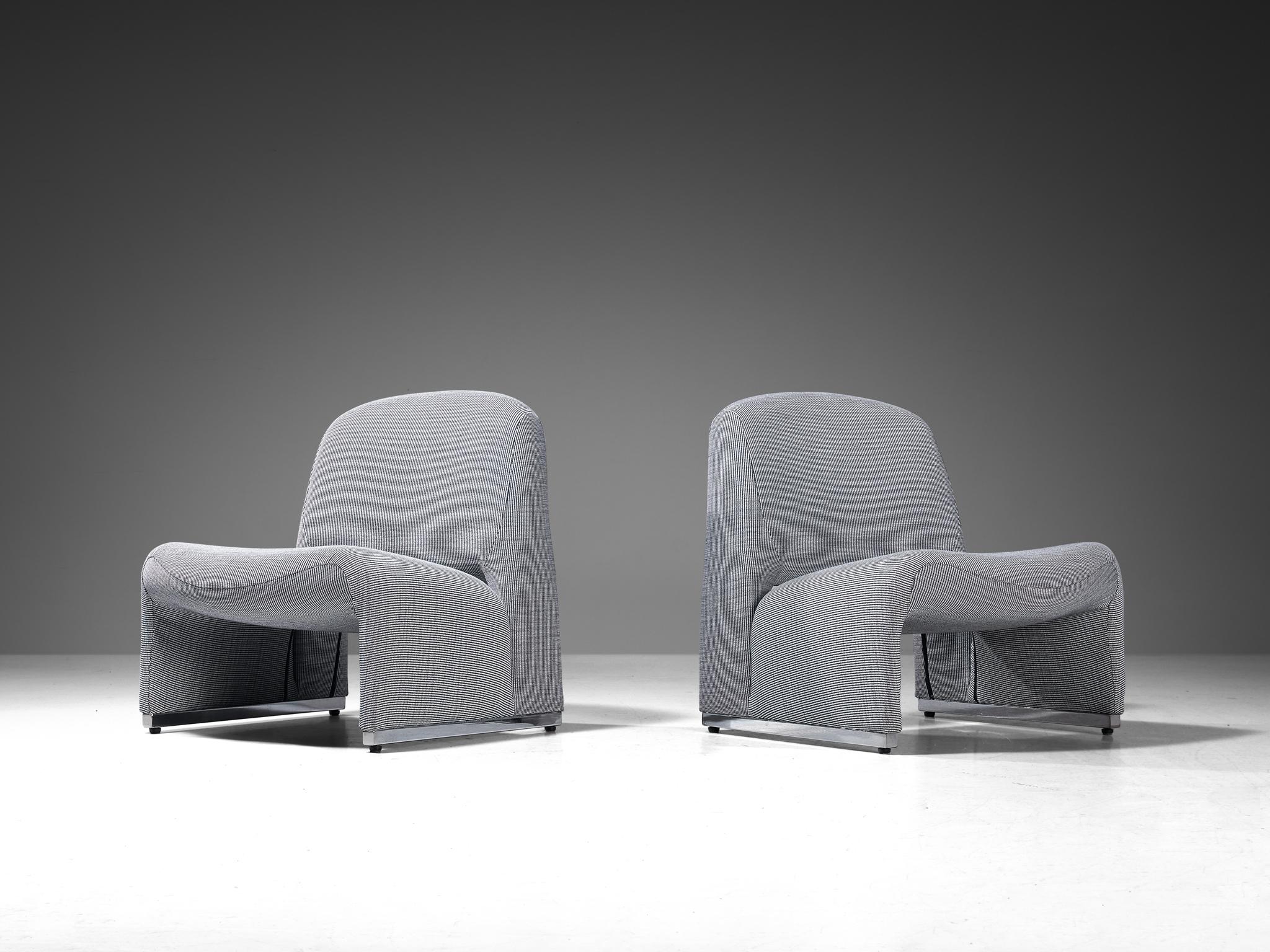 Lounge chairs, wool 