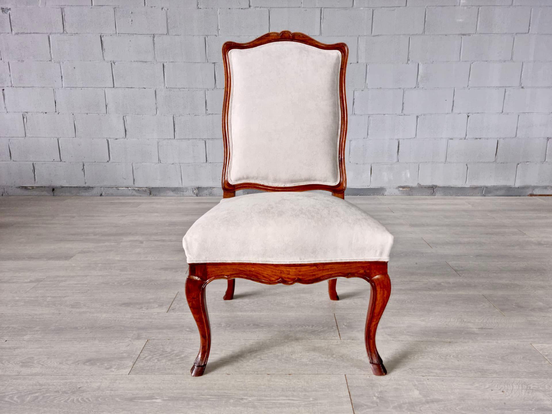 Reupholstered Antique French Louis XV Style Dining Chairs - Set of 6 In Good Condition For Sale In Bridgeport, CT