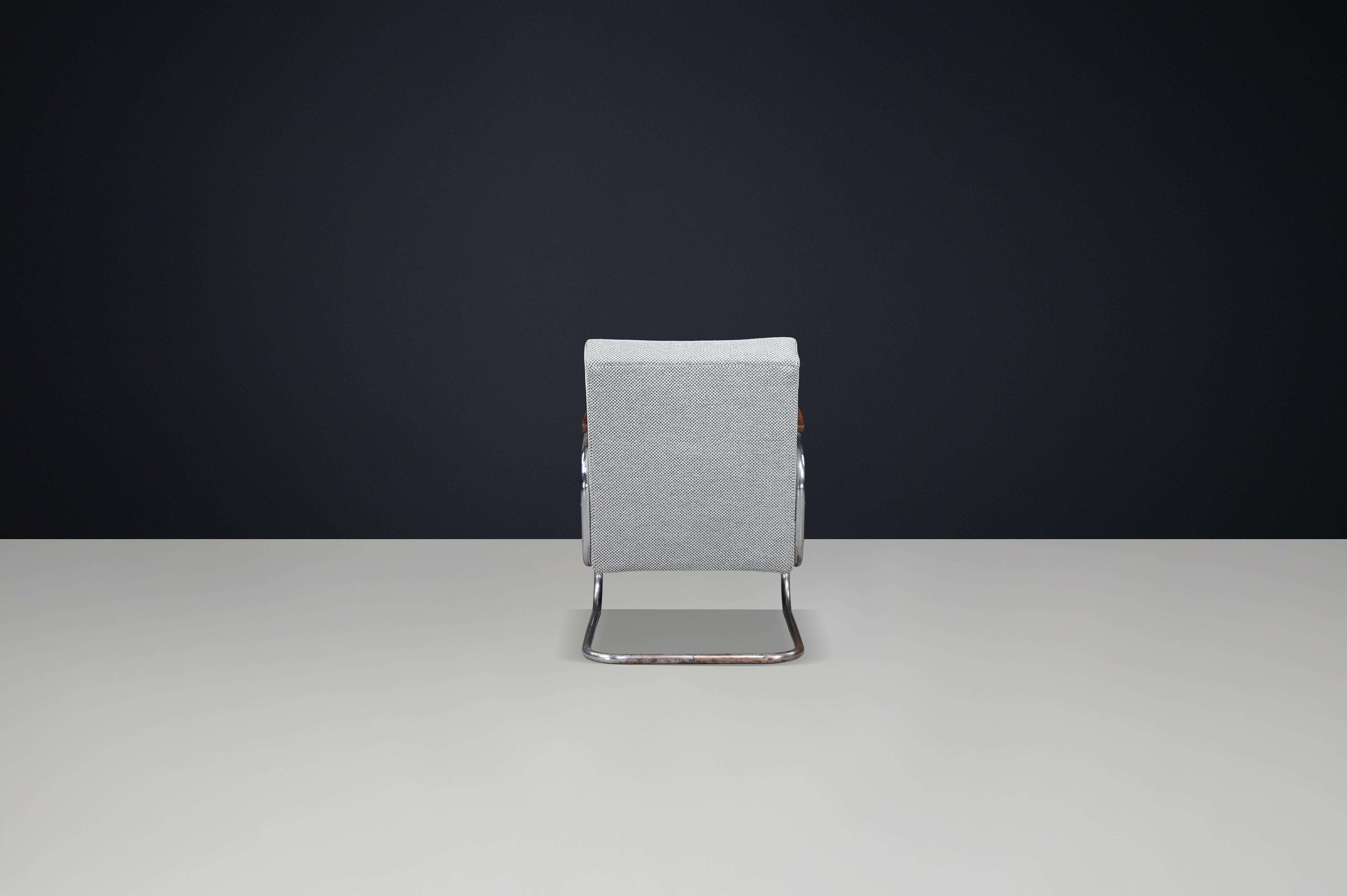 Sillón cantilever Bauhaus de acero tubular retapizado, Thonet, años 30 en venta 2