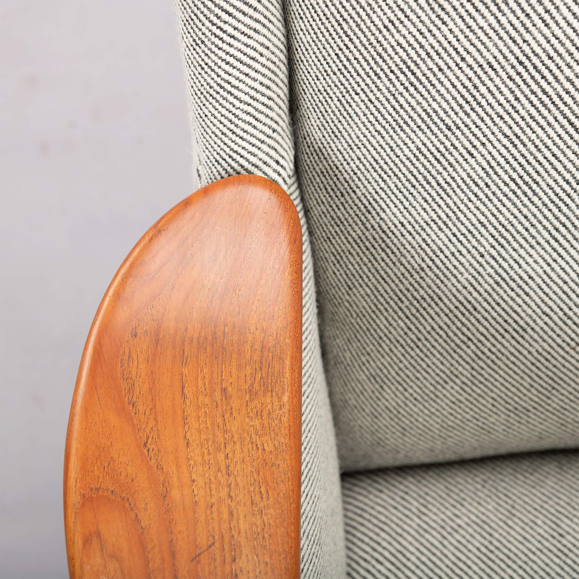 Fauteuil danois retapissé de Johannes Andersen pour CFC Silkeborg, années 1960 en vente 6