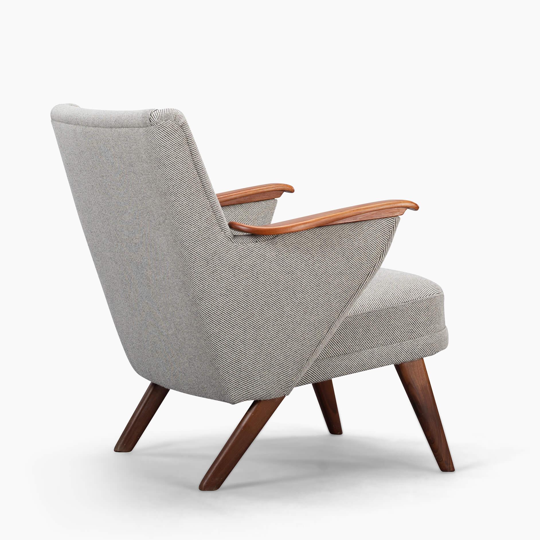 Fauteuil danois retapissé de Johannes Andersen pour CFC Silkeborg, années 1960 Bon état - En vente à Breda, Netherlands