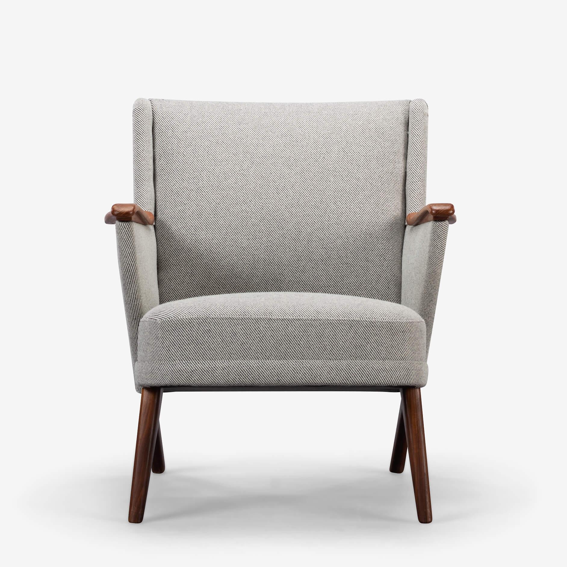 Fauteuil danois retapissé de Johannes Andersen pour CFC Silkeborg, années 1960 en vente 1