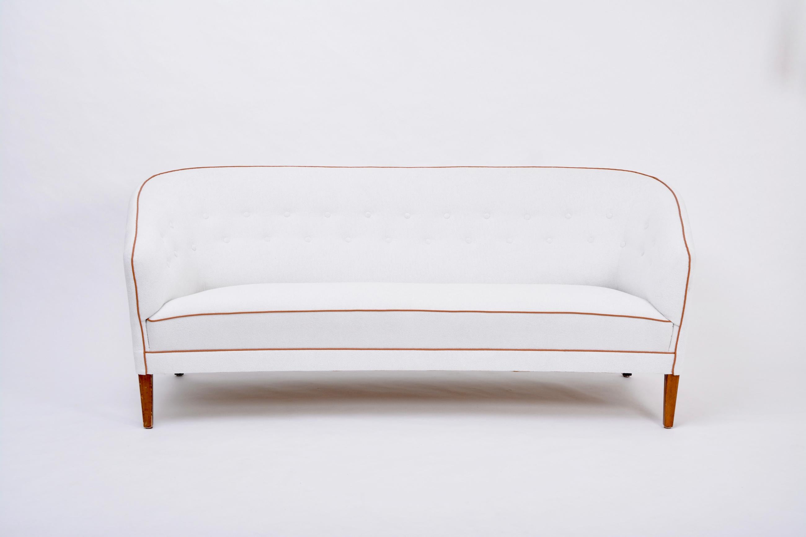 Reupholstered Danish Mid-Century Modern Three-Seat Sofa by Ludvig Pontoppidan In Good Condition In Berlin, DE