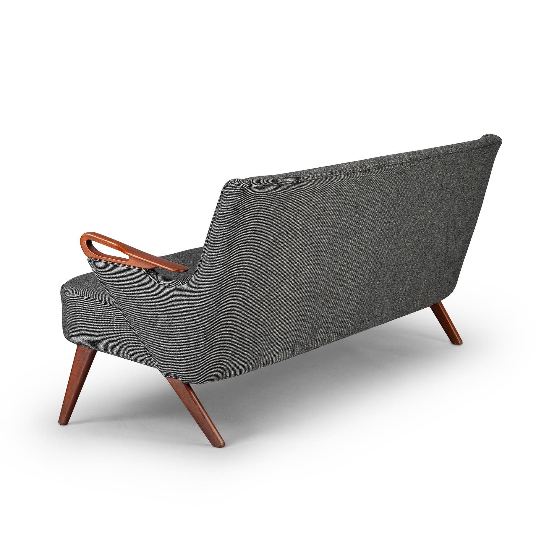 Mid-20th Century Reupholstered Dark Grey 2.5 Seat Sofa No. Cfb52 by C. Findahl Brodersen, 1950s