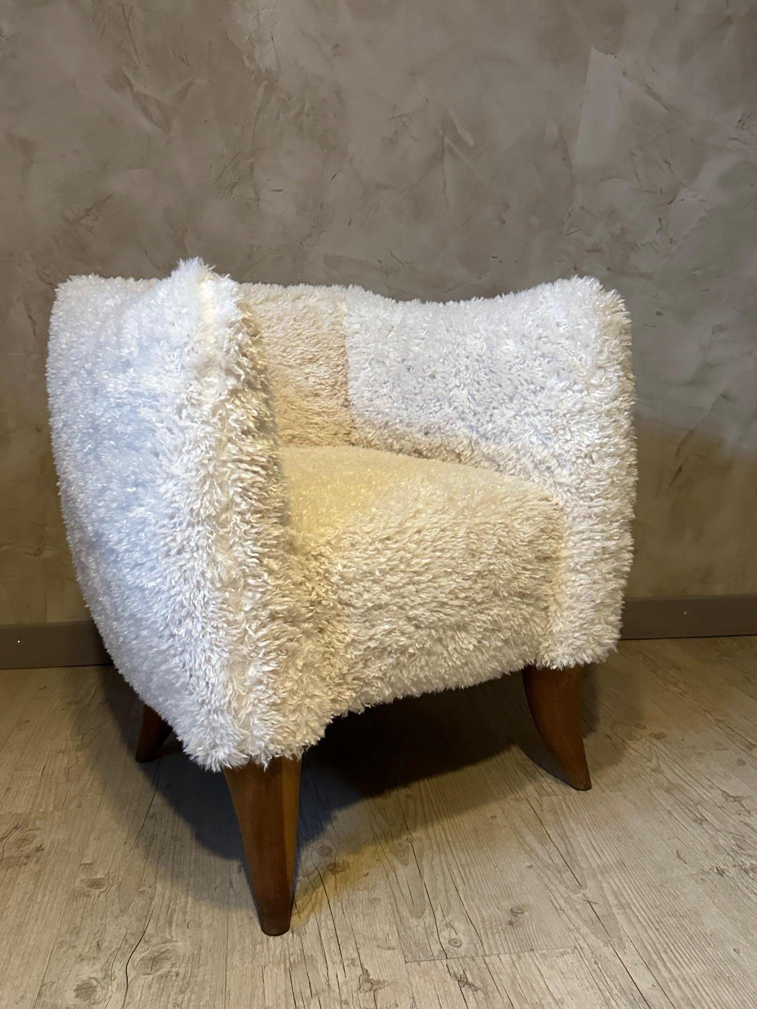 Reupholstered Design Swann Armchair with Fluffy Fabric For Sale 6