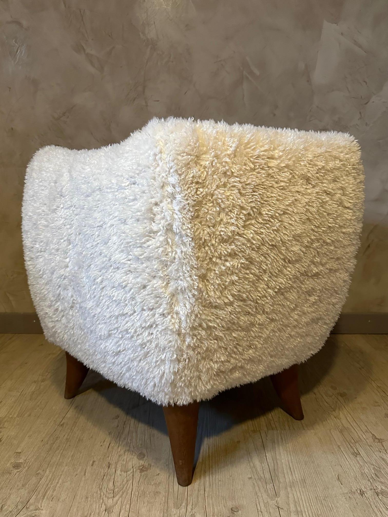 Reupholstered Design Swann Armchair with Fluffy Fabric For Sale 4