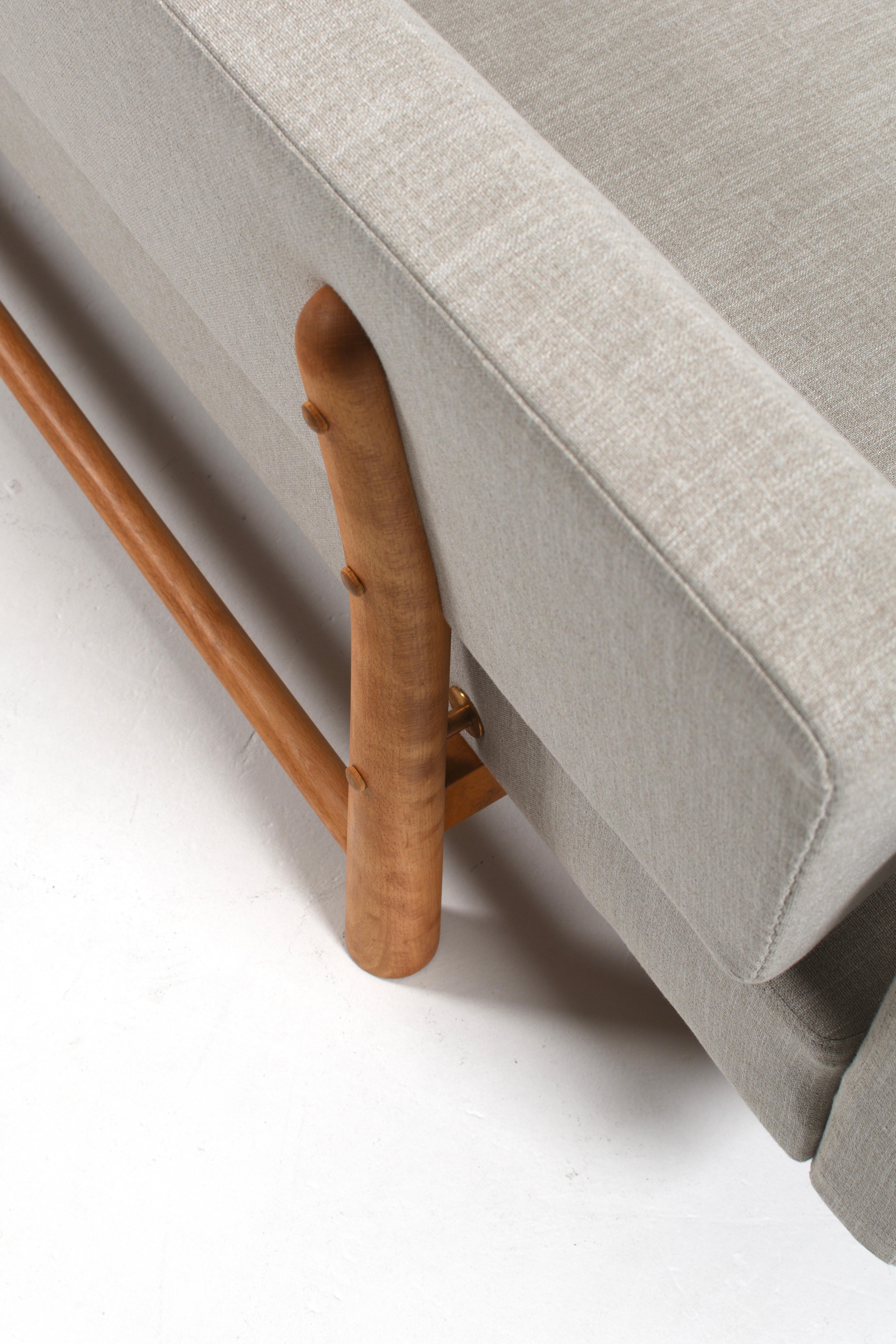 Reupholstered Edward Wormley “New York” Sofa for Dunbar, DUX, Mid-Century Modern For Sale 12