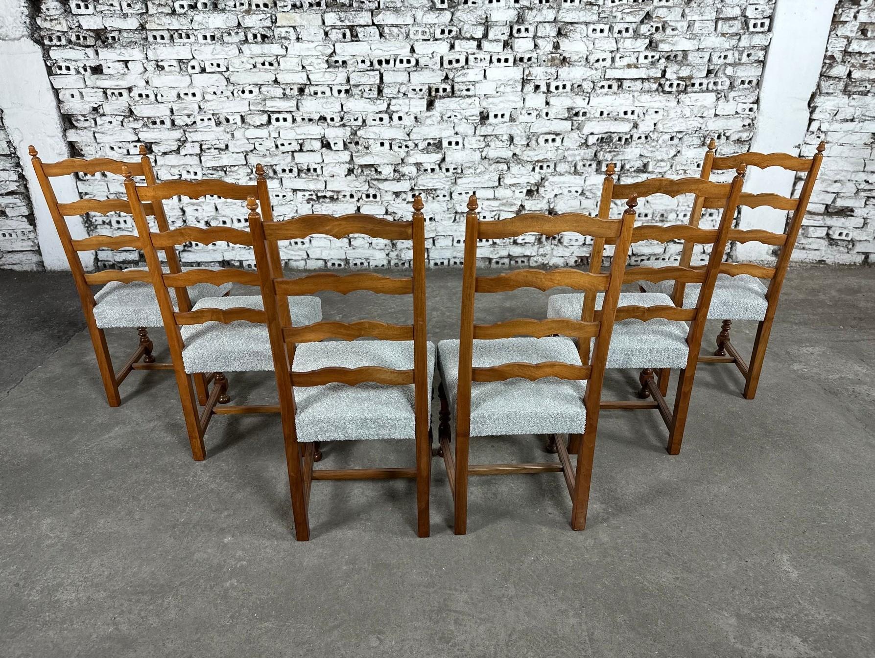 Reupholstered French Country Ladder Back Dining Chairs - Set of 6 im Angebot 3