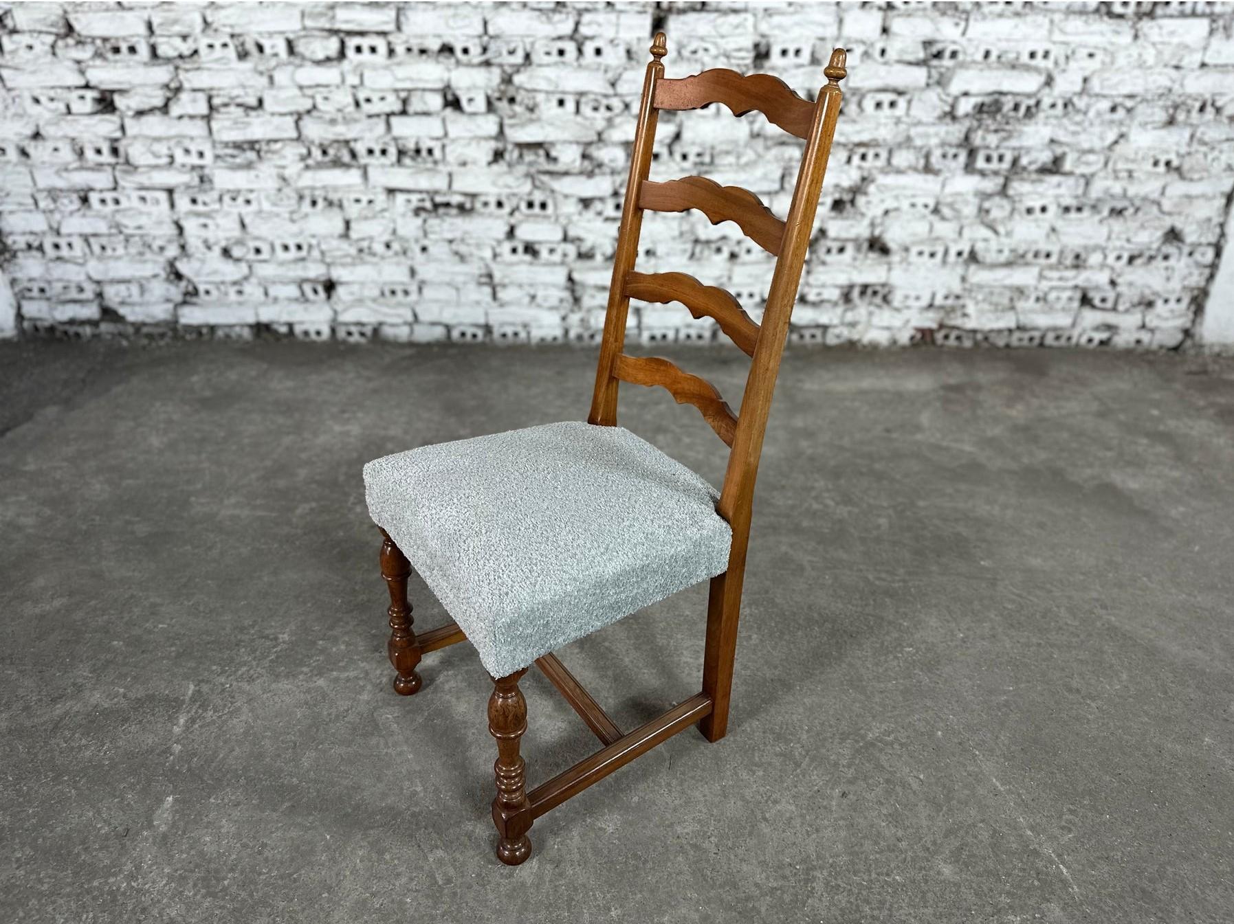 Reupholstered French Country Ladder Back Dining Chairs - Set of 6 (Stoff) im Angebot