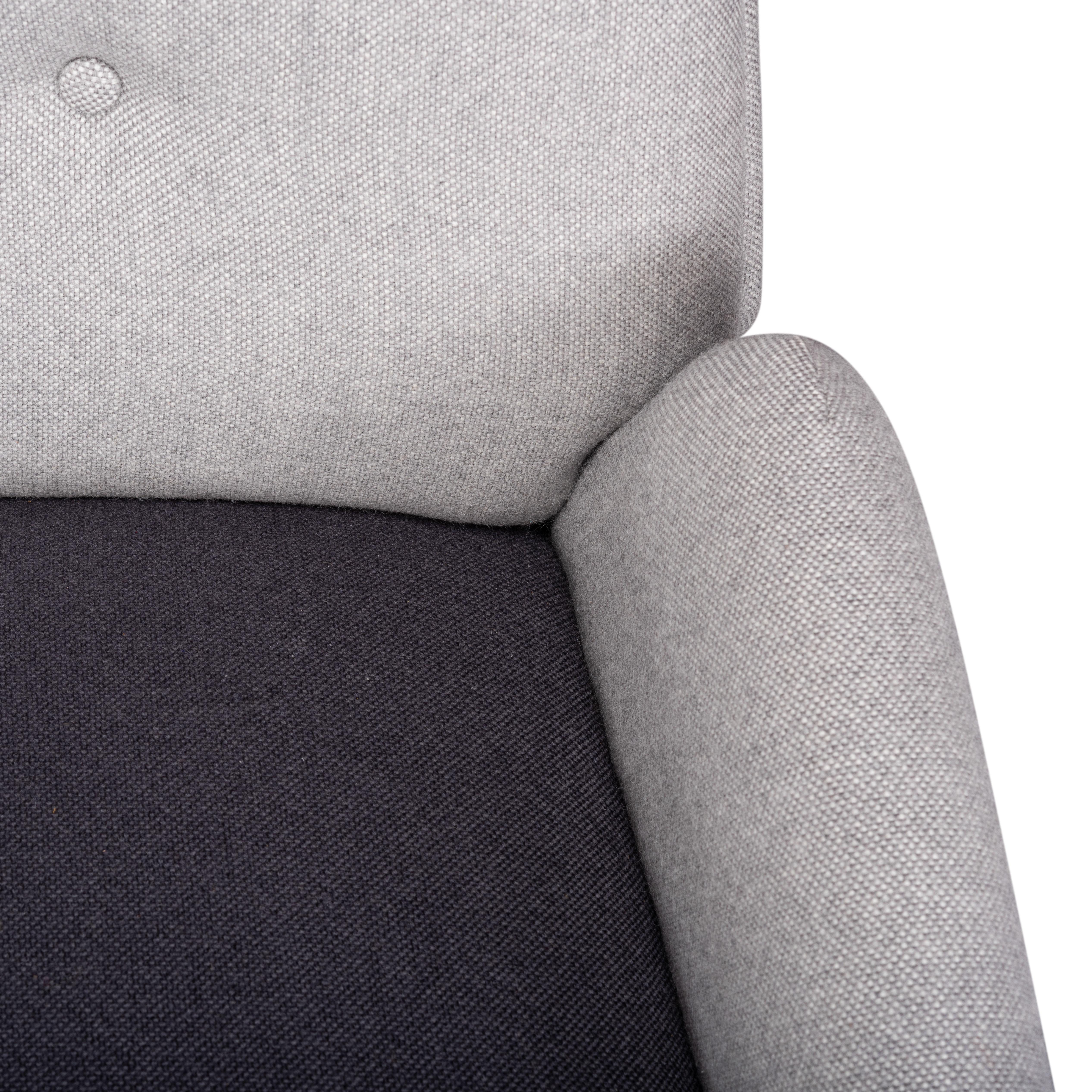 Reupholstered Grey Danish Design Sofa, Johannes Andersen for CFC Silkeborg 1960s 7