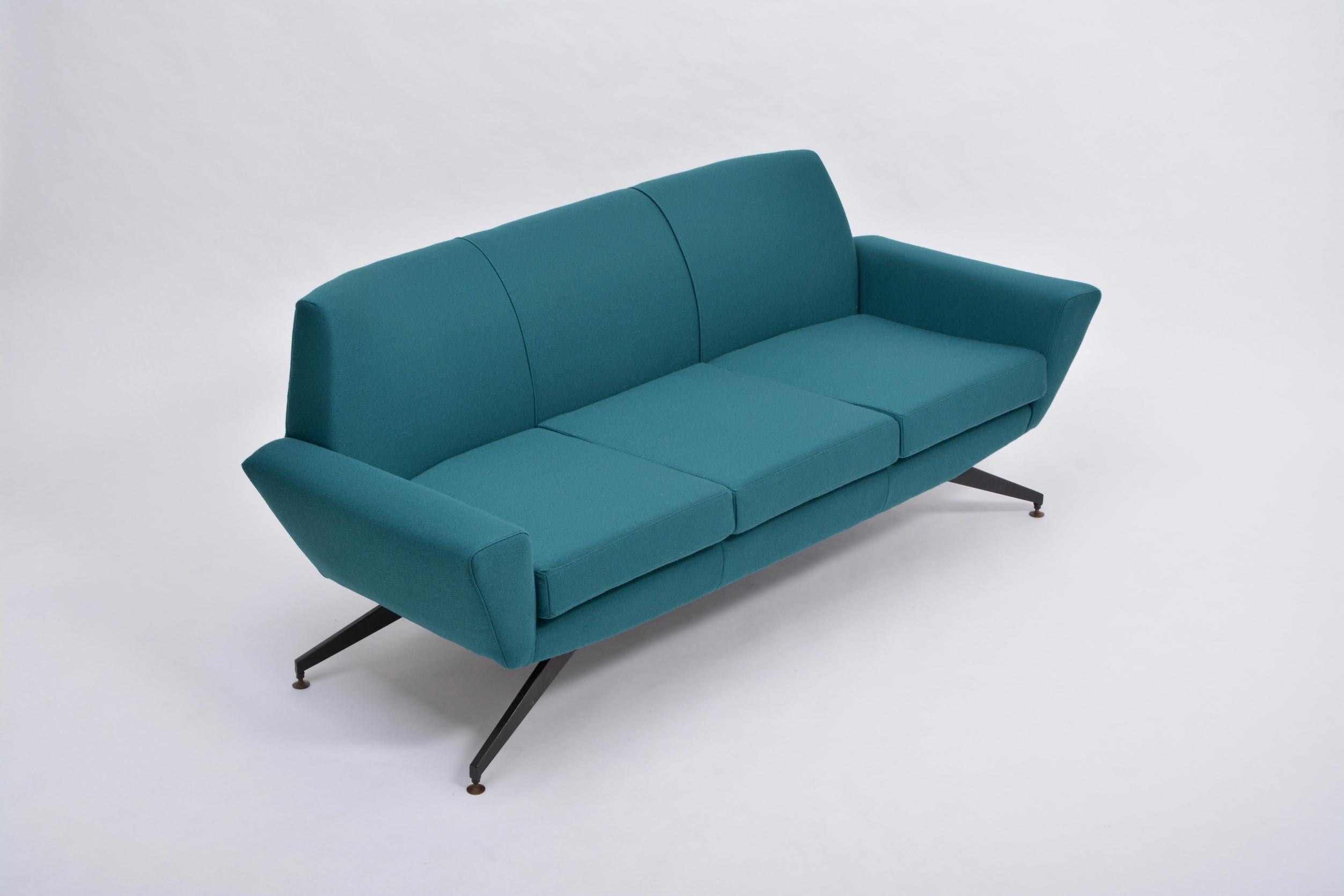 20th Century Reupholstered Italian Mid-Century Modern Sofa with Metal Base by Lenzi For Sale