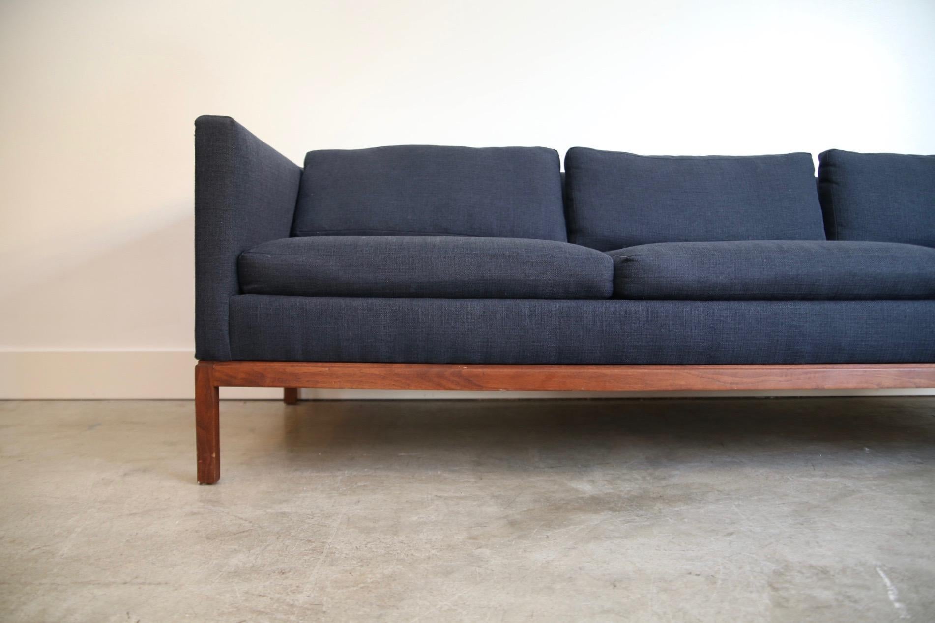 Designer: Unknown
Manufacture: Unknown
Period/style: Mid-Century Modern
Country: US
Date: 1950s.

Completely RAD KILLER low sits couch. Fully functioning couch. 70 years old and doesn't even feel like it. Sits amazingly. 