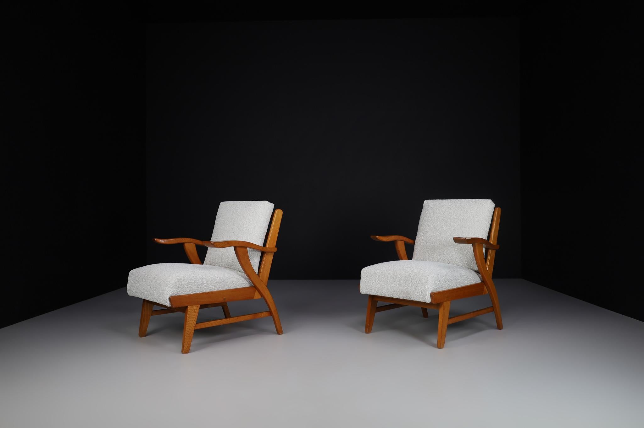 Mid-Century Modern Reupholstered Lounge Chairs with Sculptural Ash Wooden Frame France, 1960s For Sale