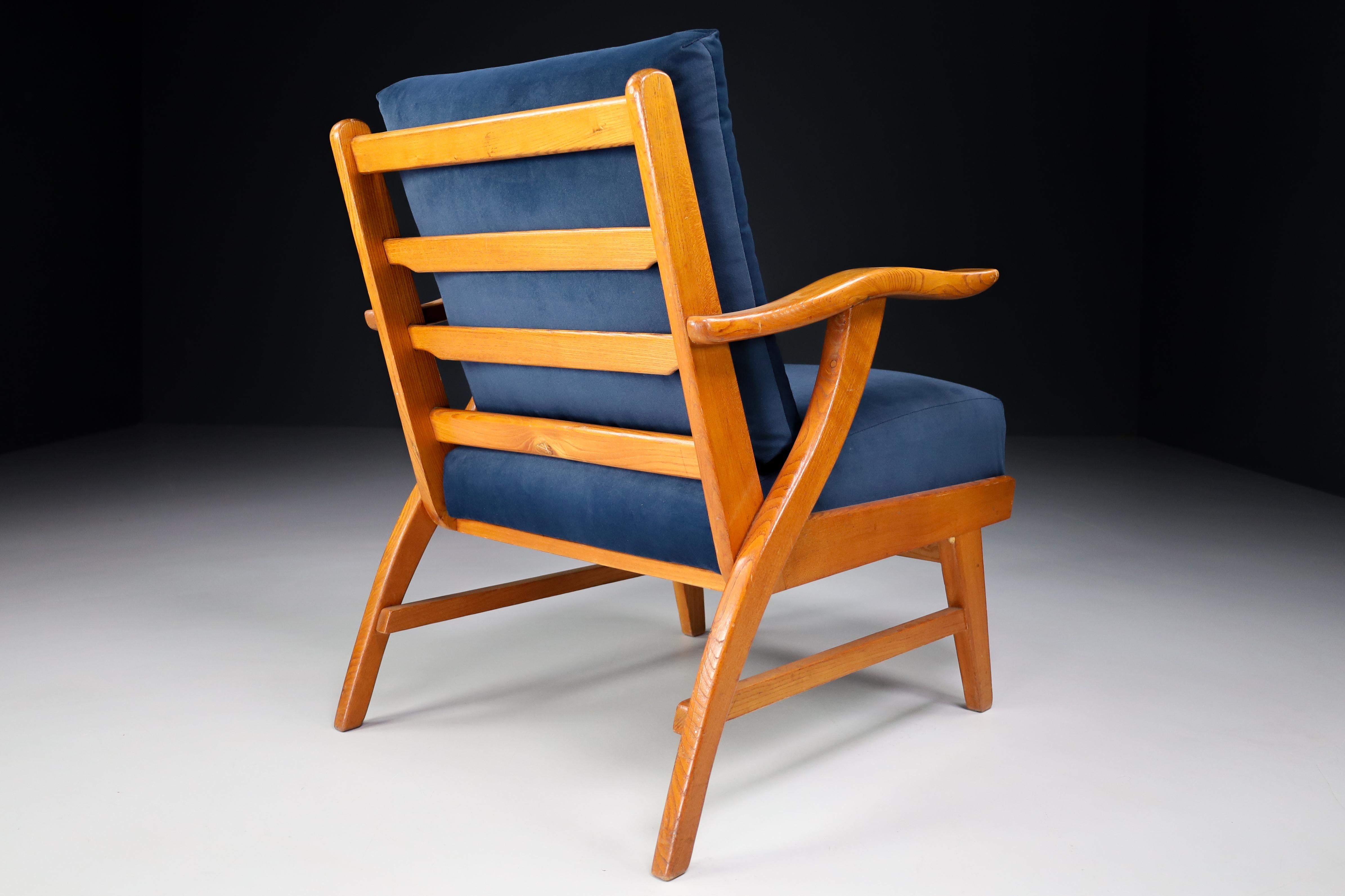 Mid-20th Century Reupholstered Lounge Chairs with Sculptural Ash Wooden Frame France, 1960s