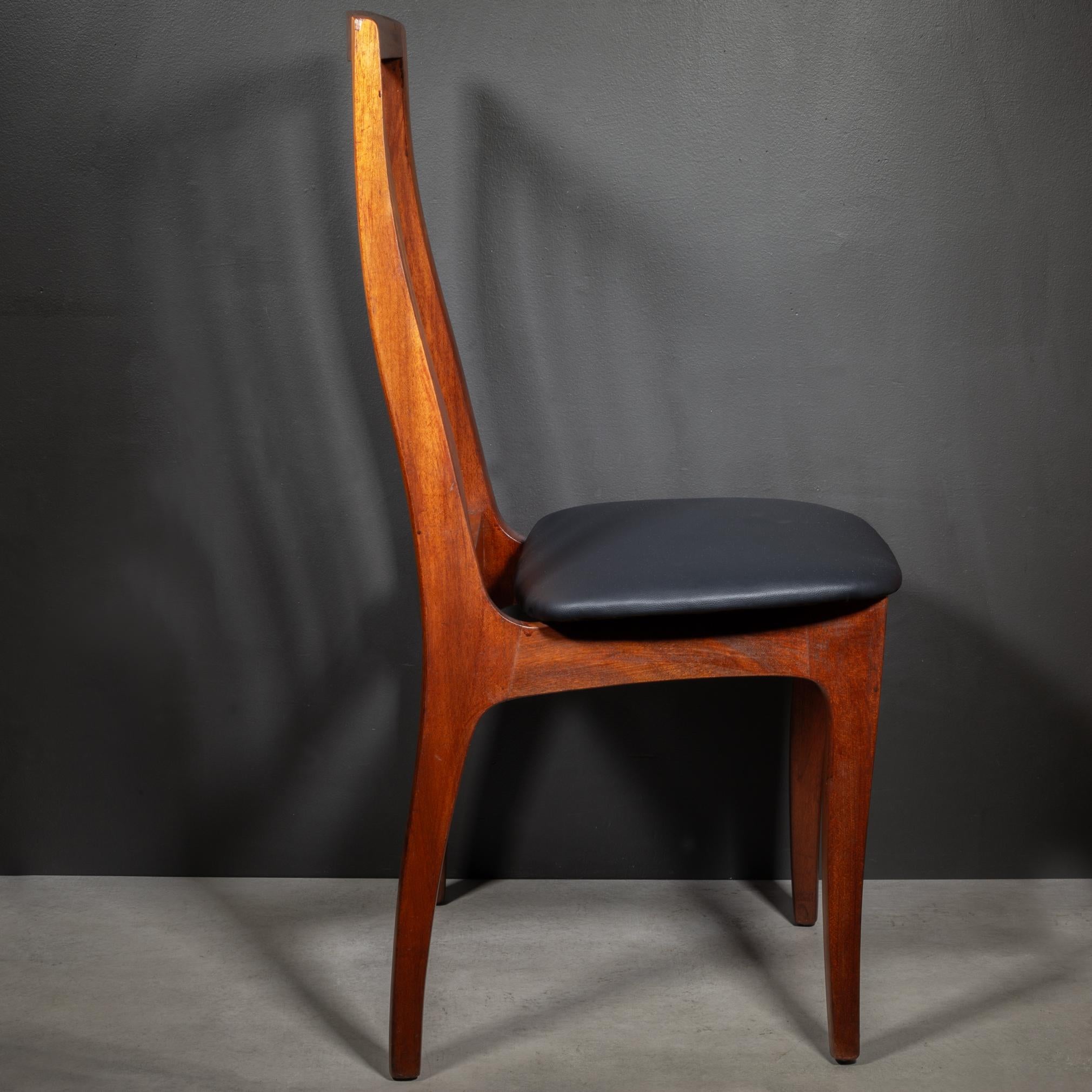 Sedie da pranzo danesi di metà secolo rivestite, c.1960 in vendita 3