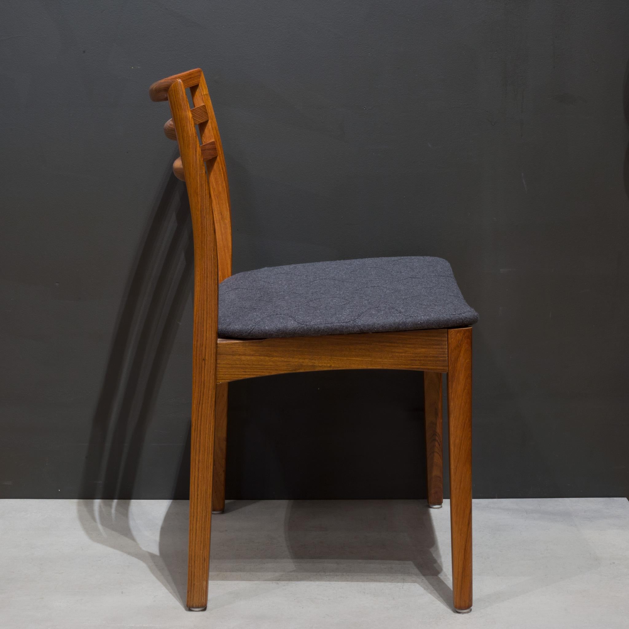 Wool Reupholstered Mid-Century Rosewood Dining Chairs, C.1970 For Sale
