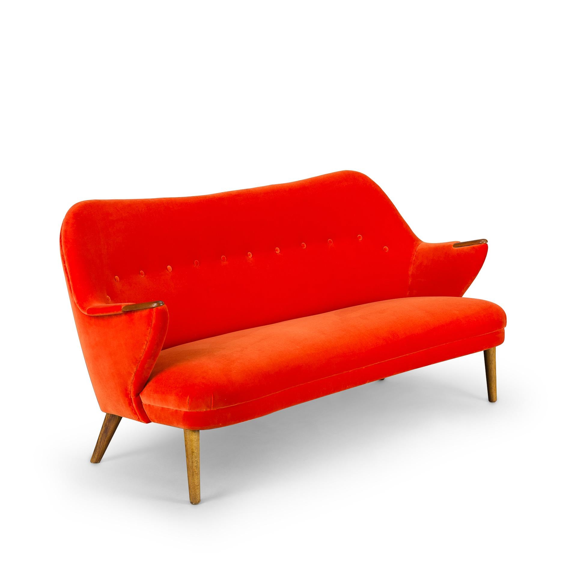 Neu gepolstertes orangefarbenes 3-Sitz-Sofa aus der Mitte des Jahrhunderts von CFC Silkeborg, 1960er Jahre (Moderne der Mitte des Jahrhunderts) im Angebot