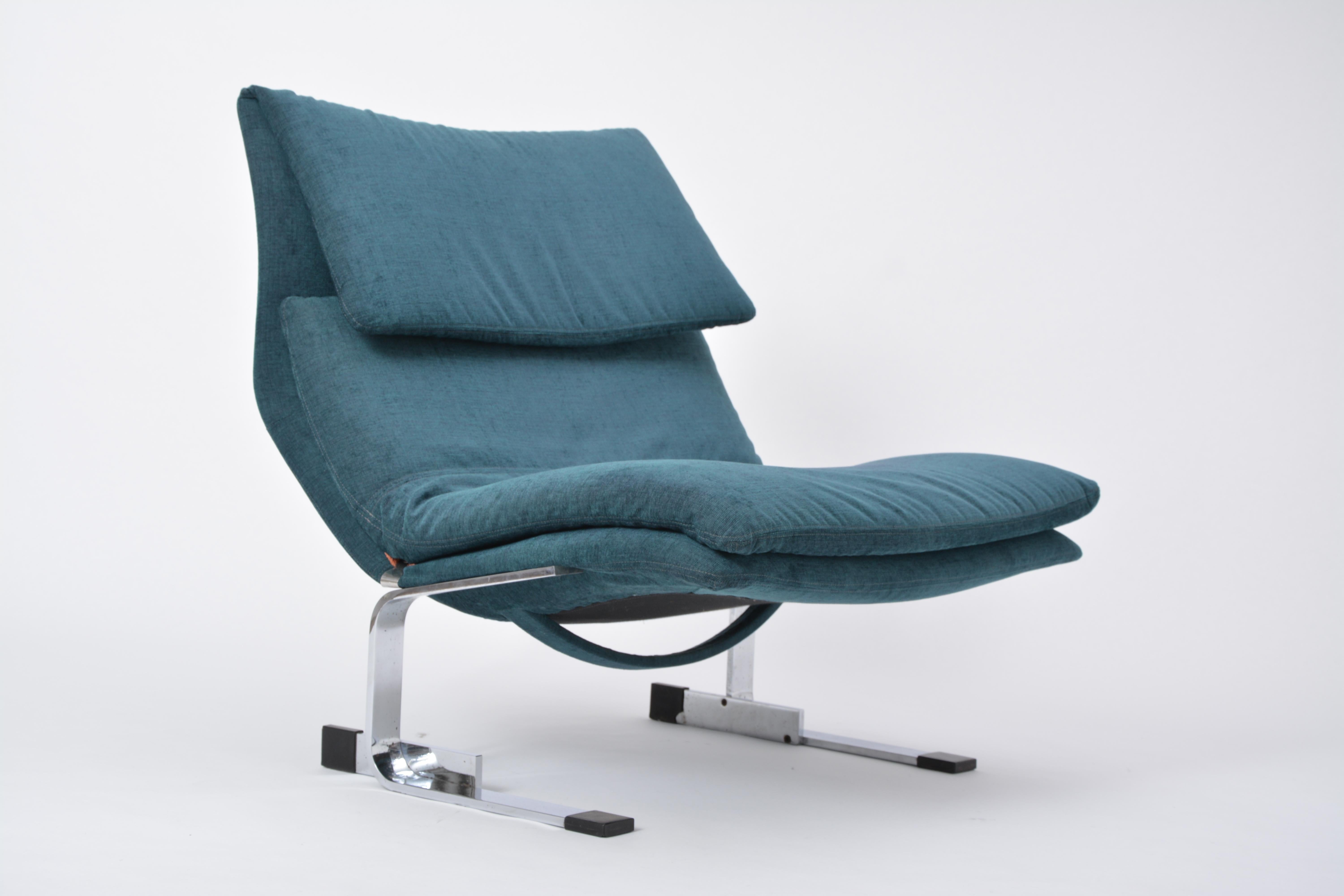 20th Century Reupholstered Post Modern Onda lounge chair by Giovanni Offredi for Saporiti