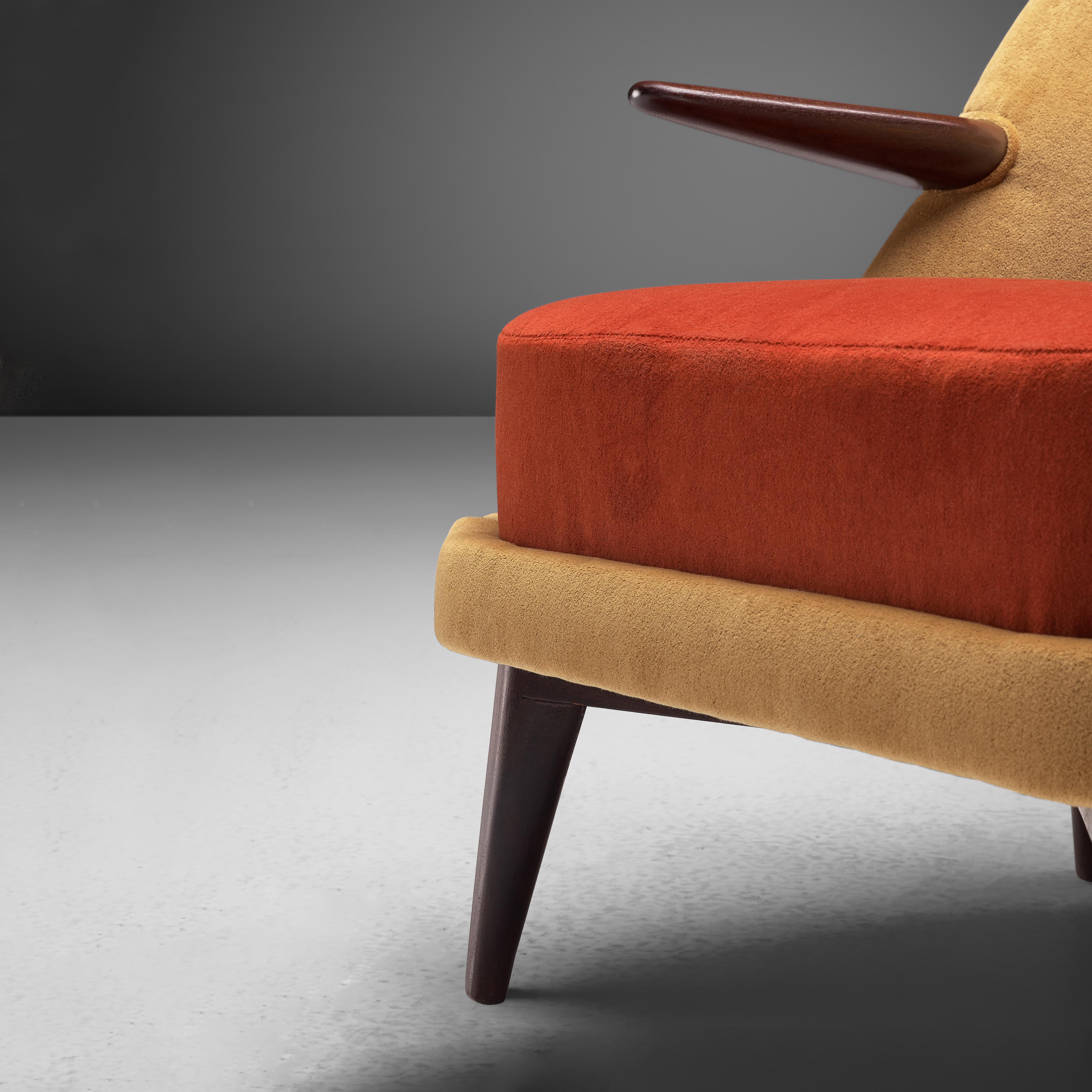 Mid-20th Century Reupholstered Pair of Danish Modern Lounge Chair in Ocher Yellow and Red Velvet For Sale