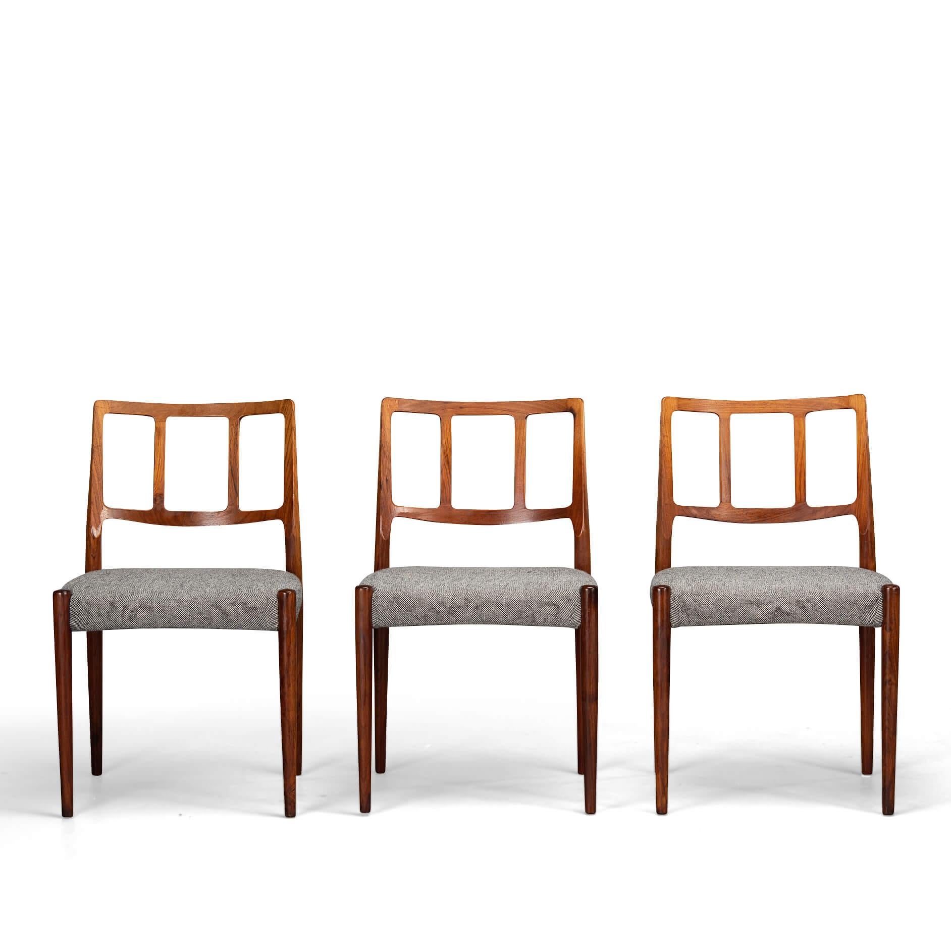 Reupholstered Rosewood Dining Chair by Johannes Andersen for Uldum, Set of 6 For Sale 4