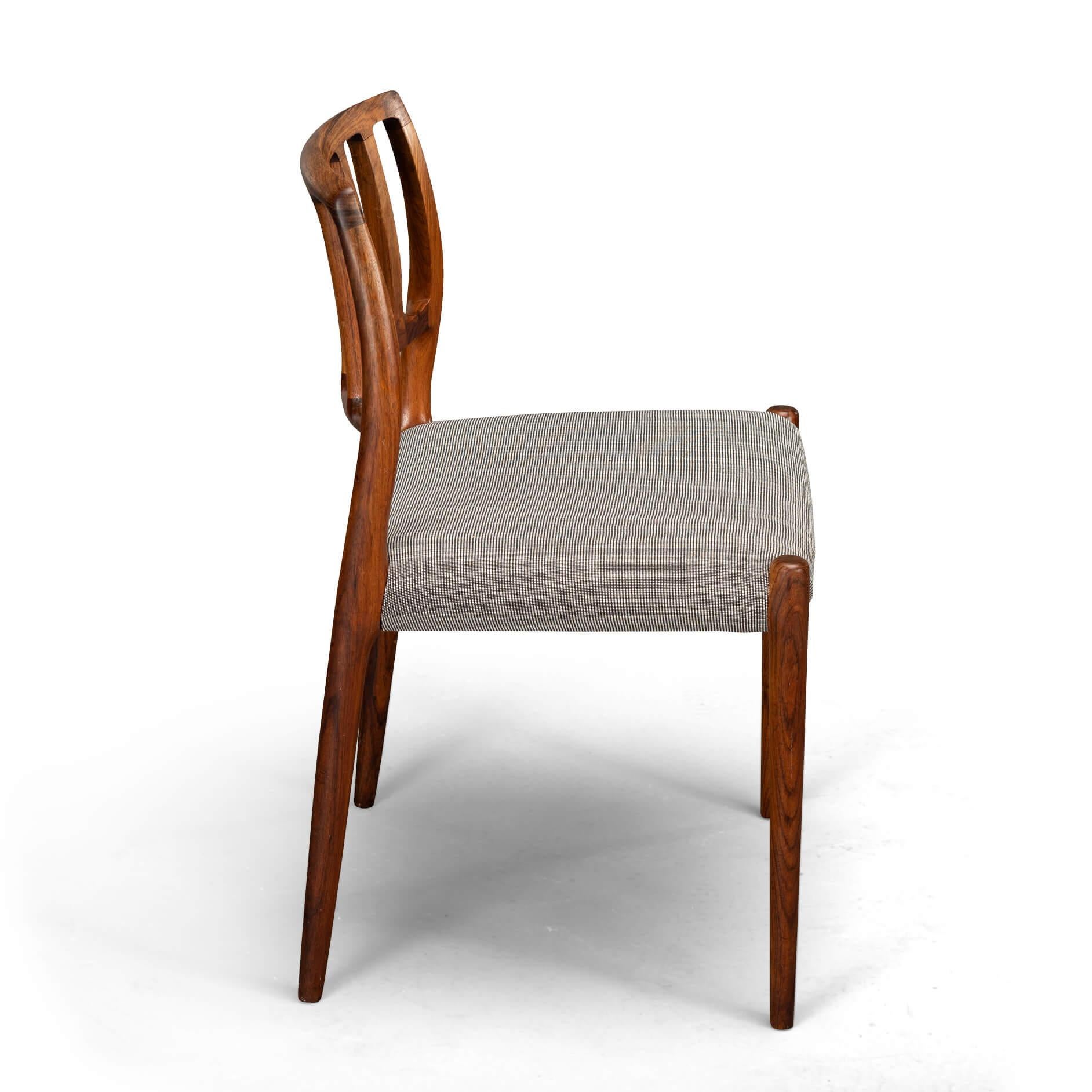 Reupholstered Rosewood Model 83 Niels O. Moller Dining Chairs, Set of 5 For Sale 8