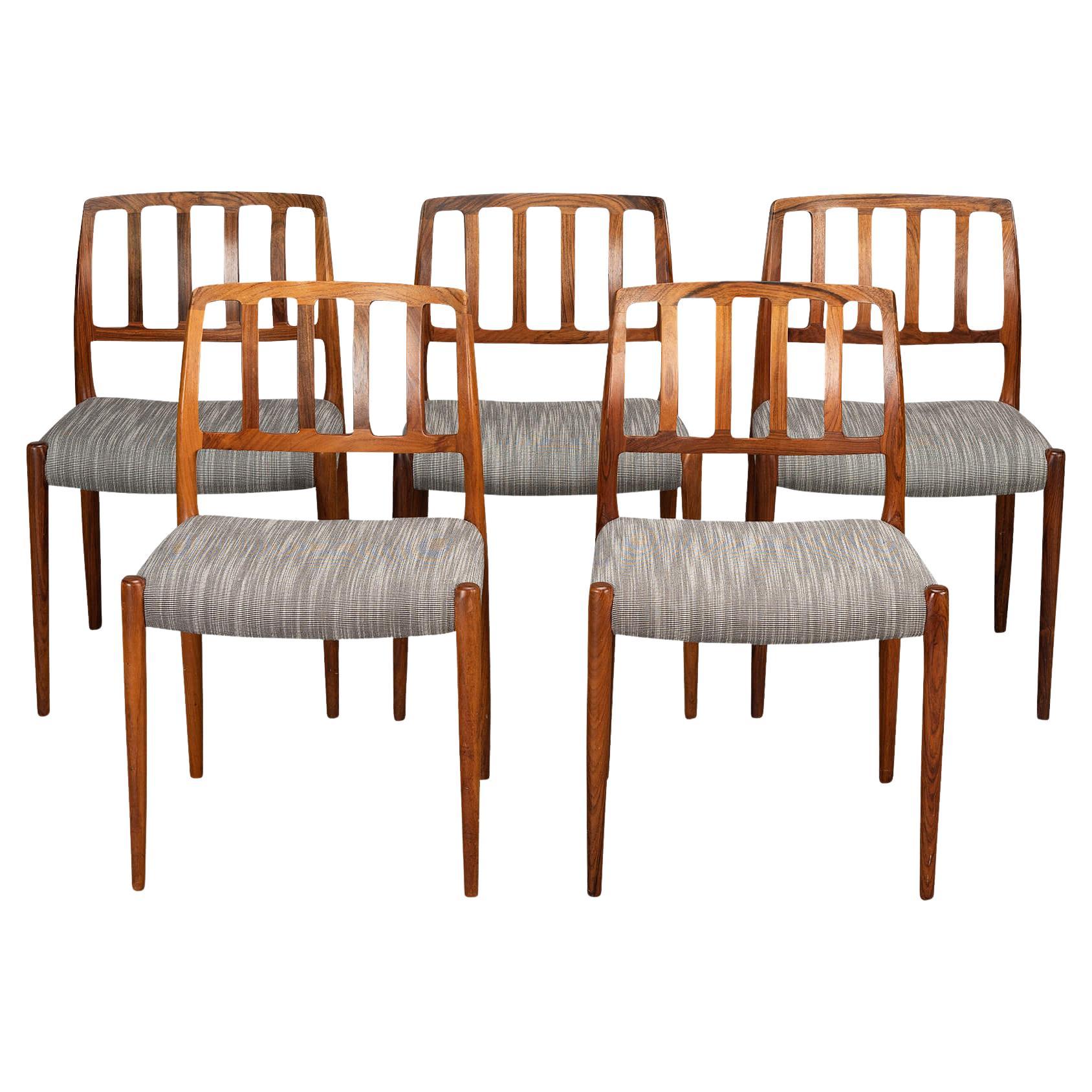 Chaises de salle à manger Niels O. Moller en bois de rose rembourrées, modèle 83, lot de 5