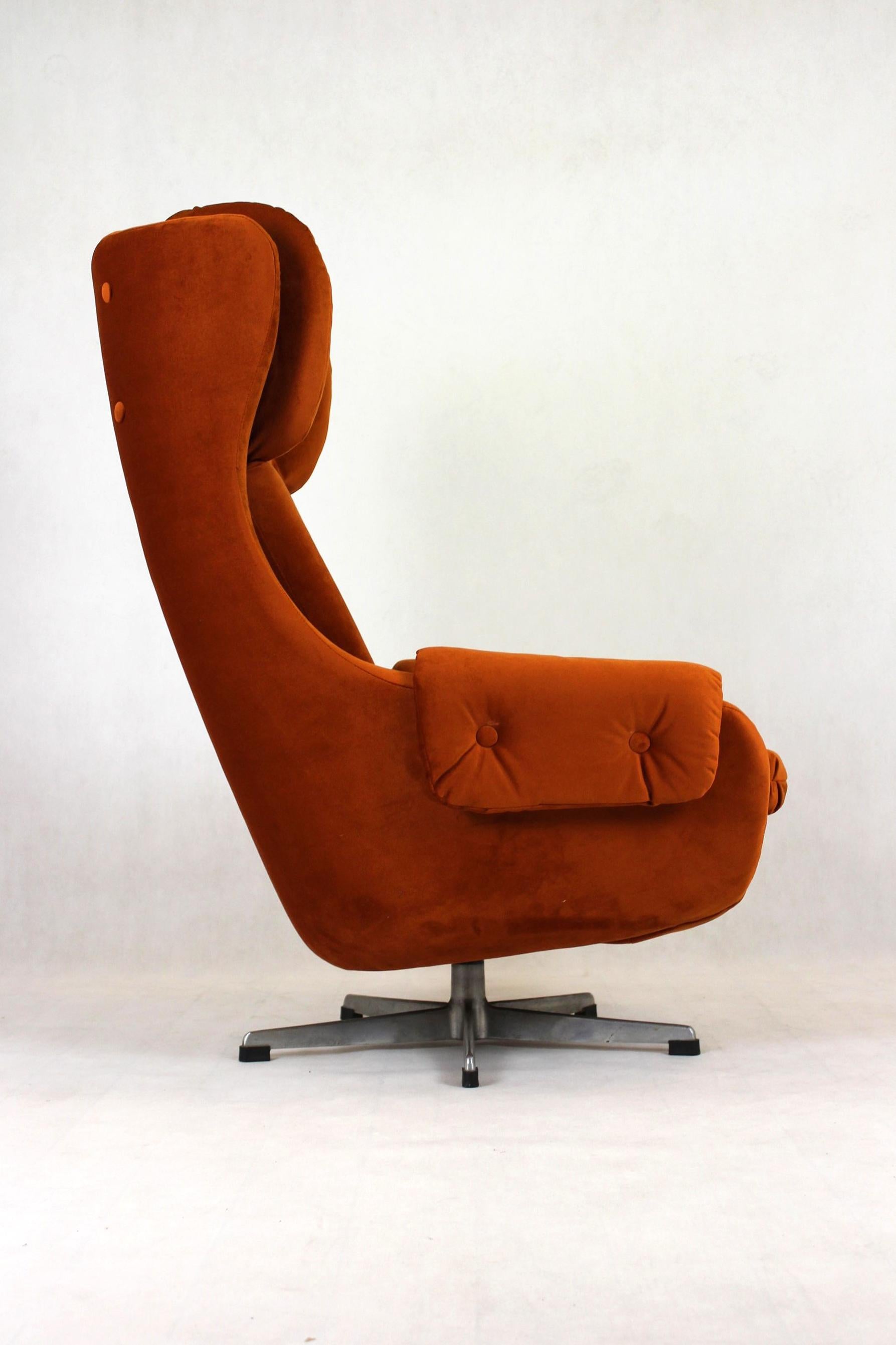 Reupholstered Swivel Lounge Chair from Up Zavody, Czechia, 1970s 10