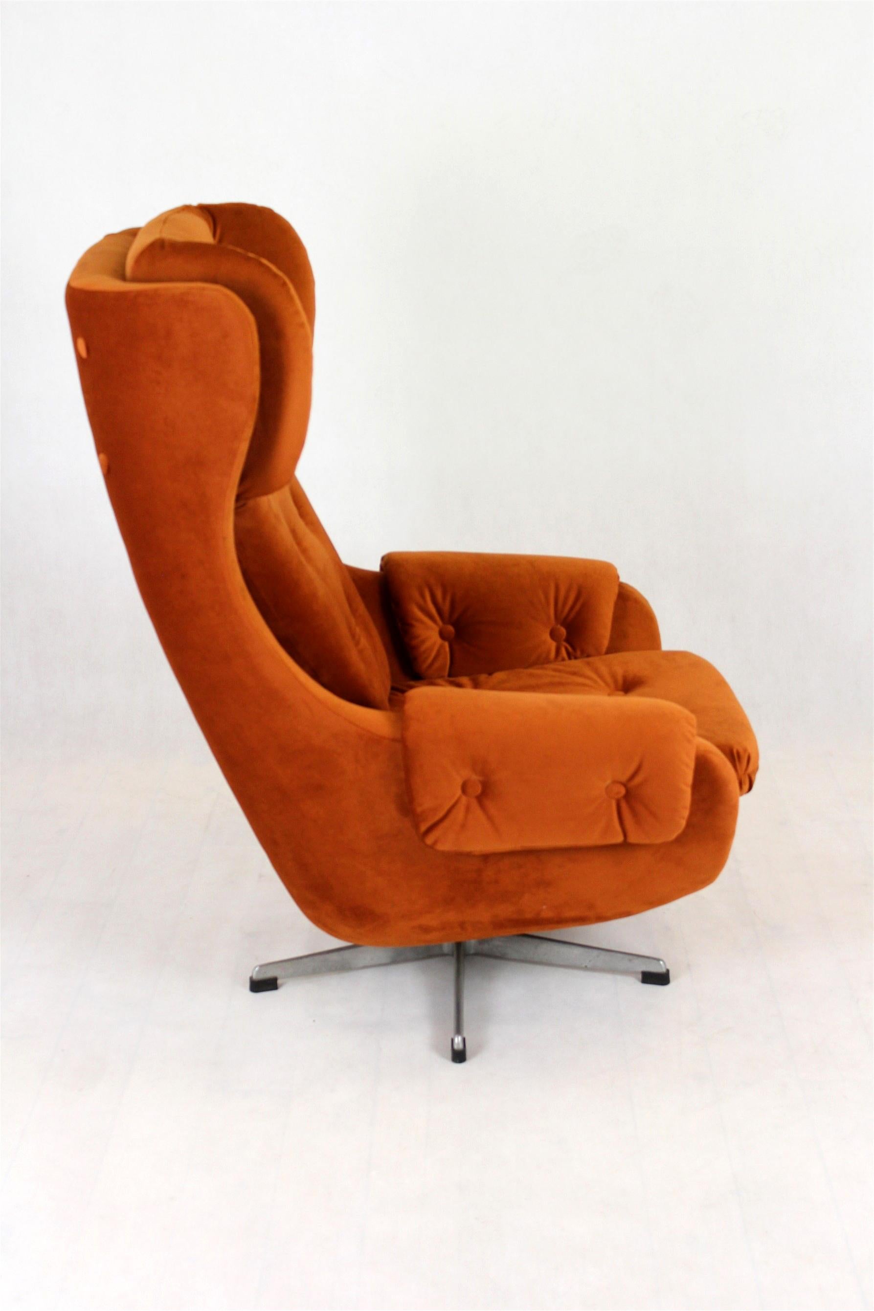 Reupholstered Swivel Lounge Chair from Up Zavody, Czechia, 1970s 11