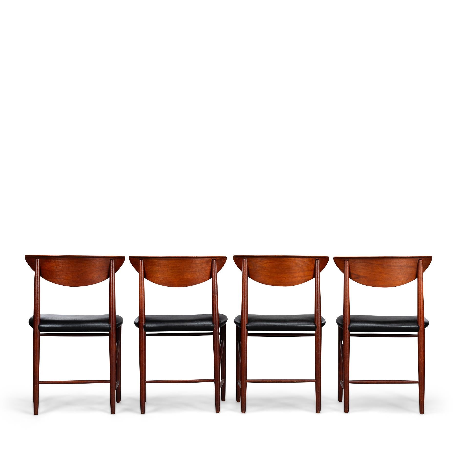 Reupholstered Teak Chair Model # 317 by Peter Hvidt for Soborg Mobel, Set of 4 For Sale 1