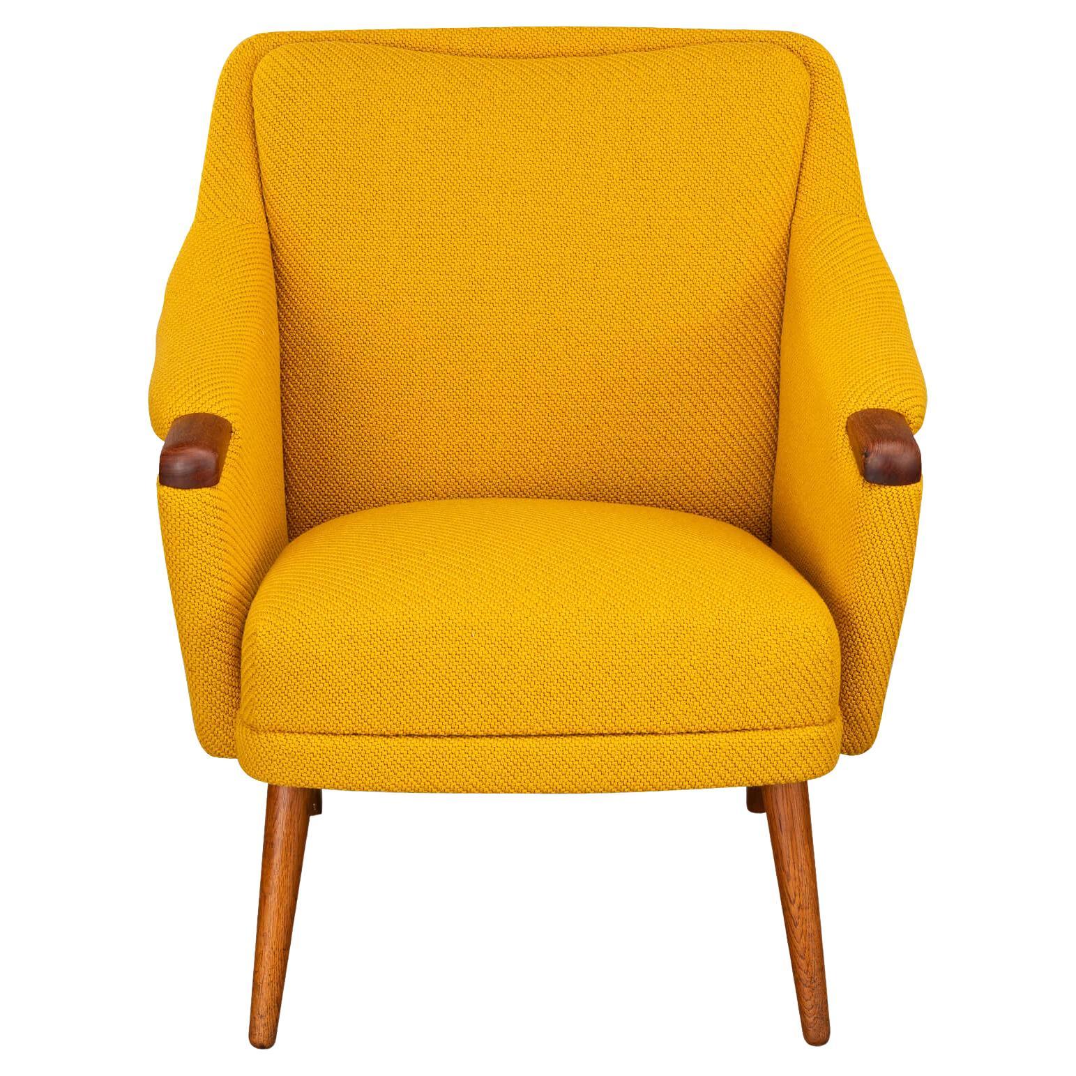 Fauteuil jaune retapissé de Johannes Andersen pour CFC Silkeborg, années 1960