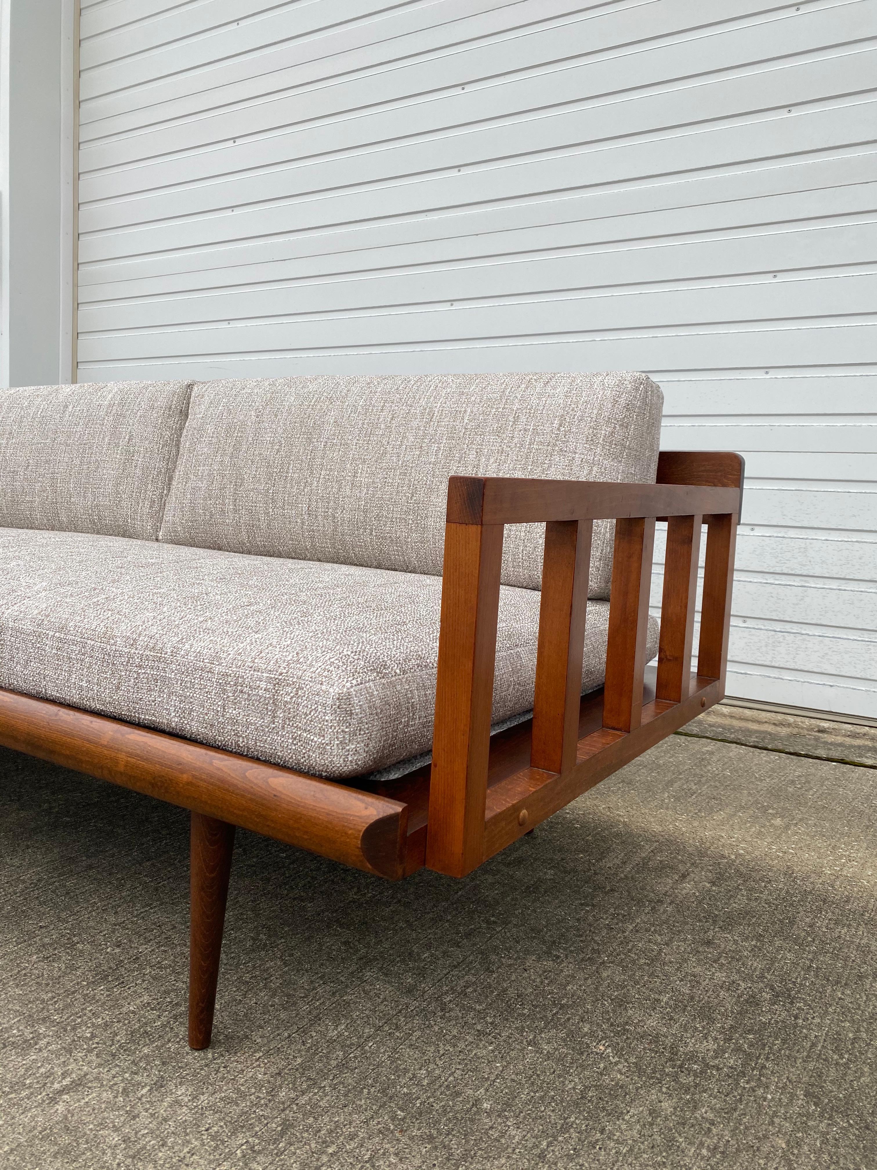 Late 20th Century Reupholstered Yugoslavian Mid-century Modern Teak Daybed For Sale