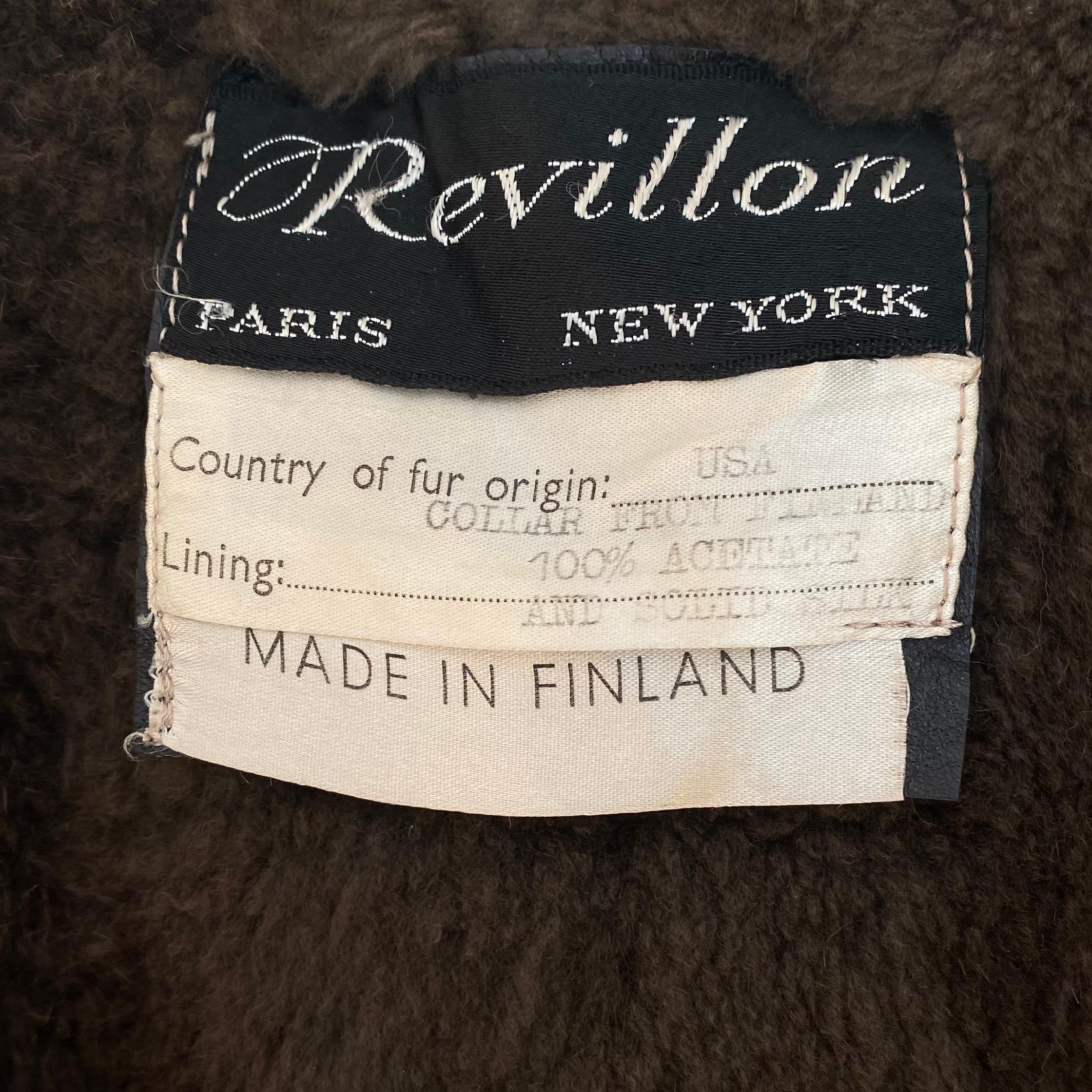Reveillon Paris weather-proof Trench Coat detachable Fur Collar and Lining  In Good Condition In Boston, MA