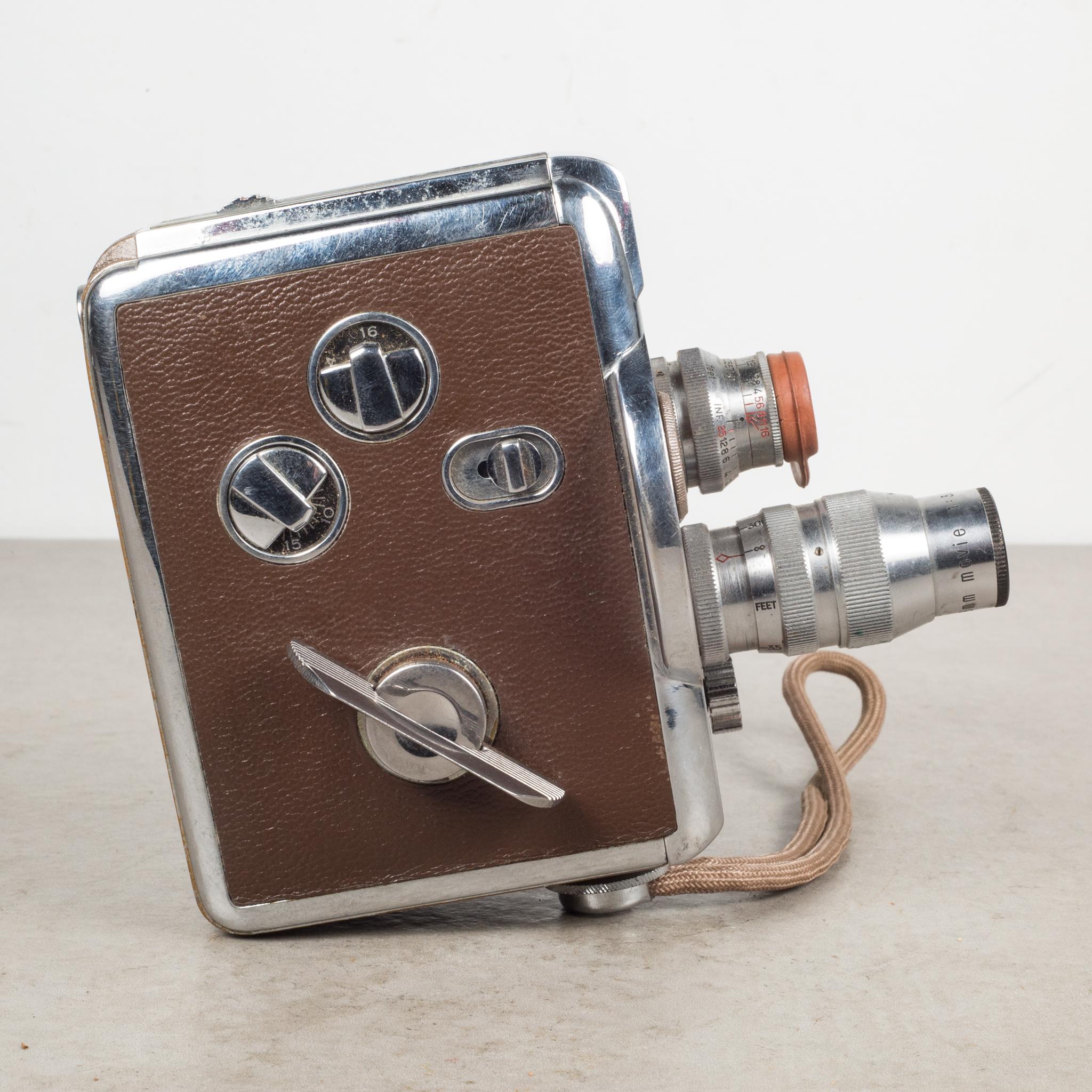 About

This is an original chrome and leather Revere 8 Model 44. This camera has retained its original finish. The camera may or may not operate. We are selling it as decorative only.

Creator Revere.
Date of manufacture circa 1950s.