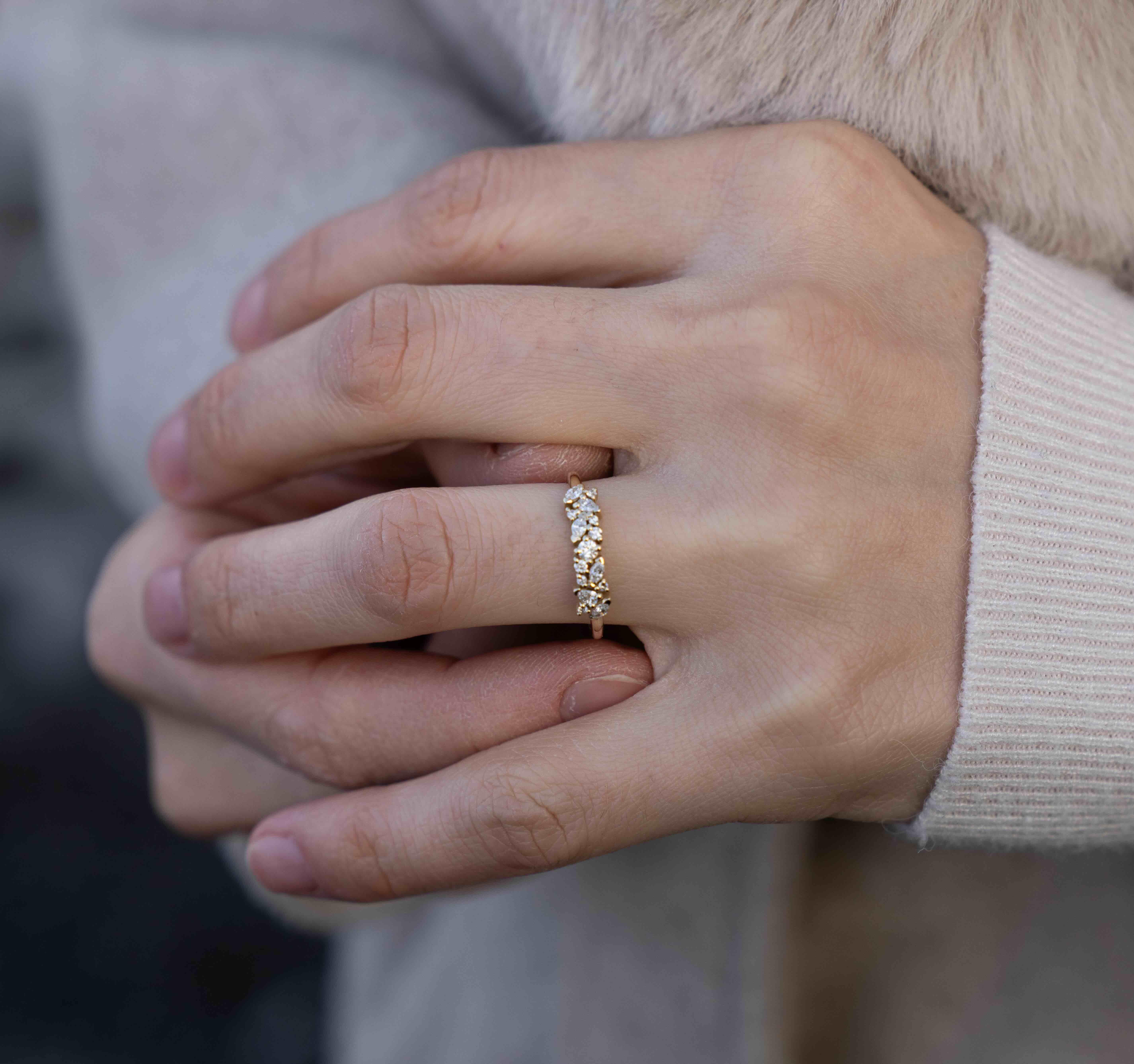 in vendita:  Anello Reverie con diamanti a grappolo 3