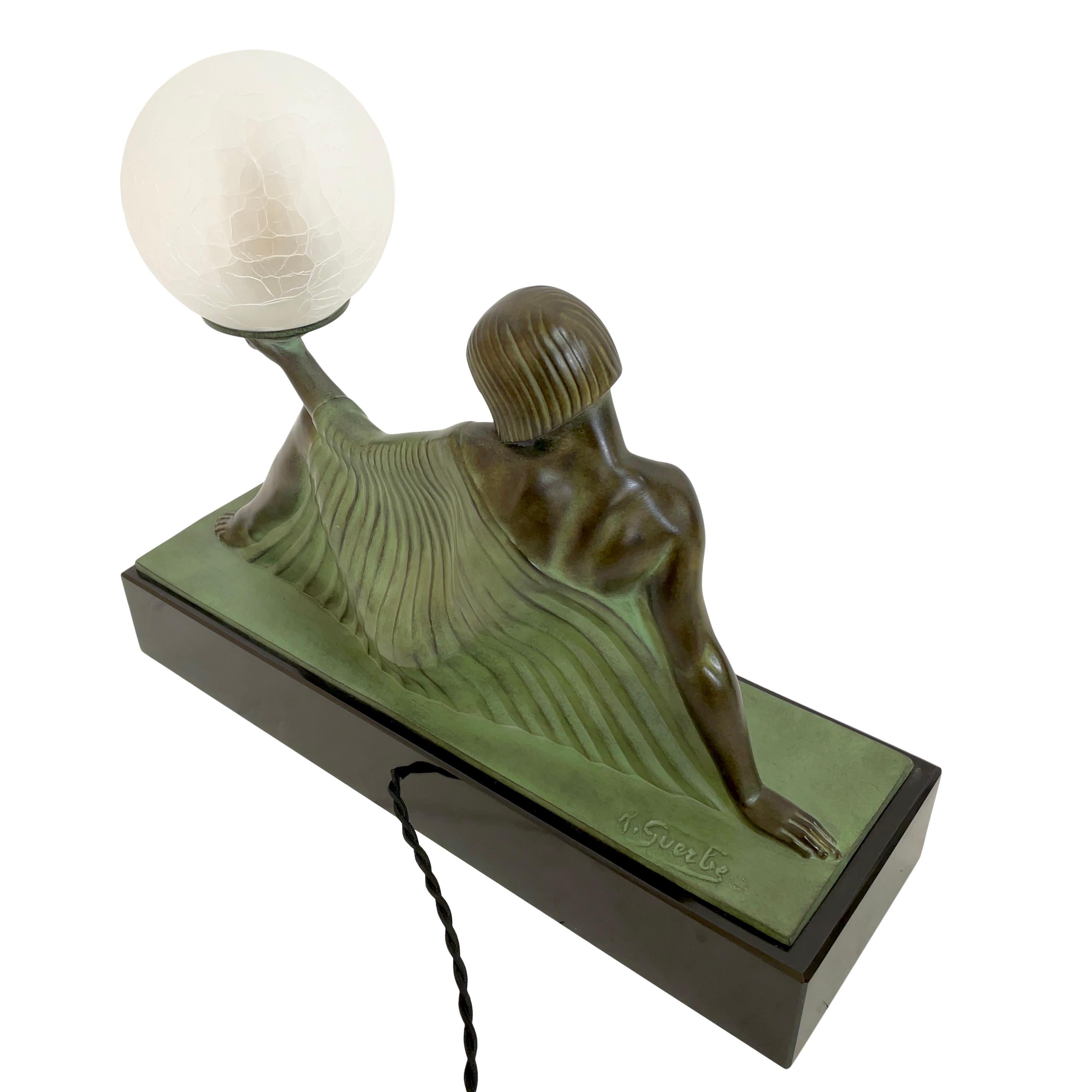 XXIe siècle et contemporain Lampe sculpture Reverie de style Art Déco par Raymonde Guerbe pour Max Le Verrier