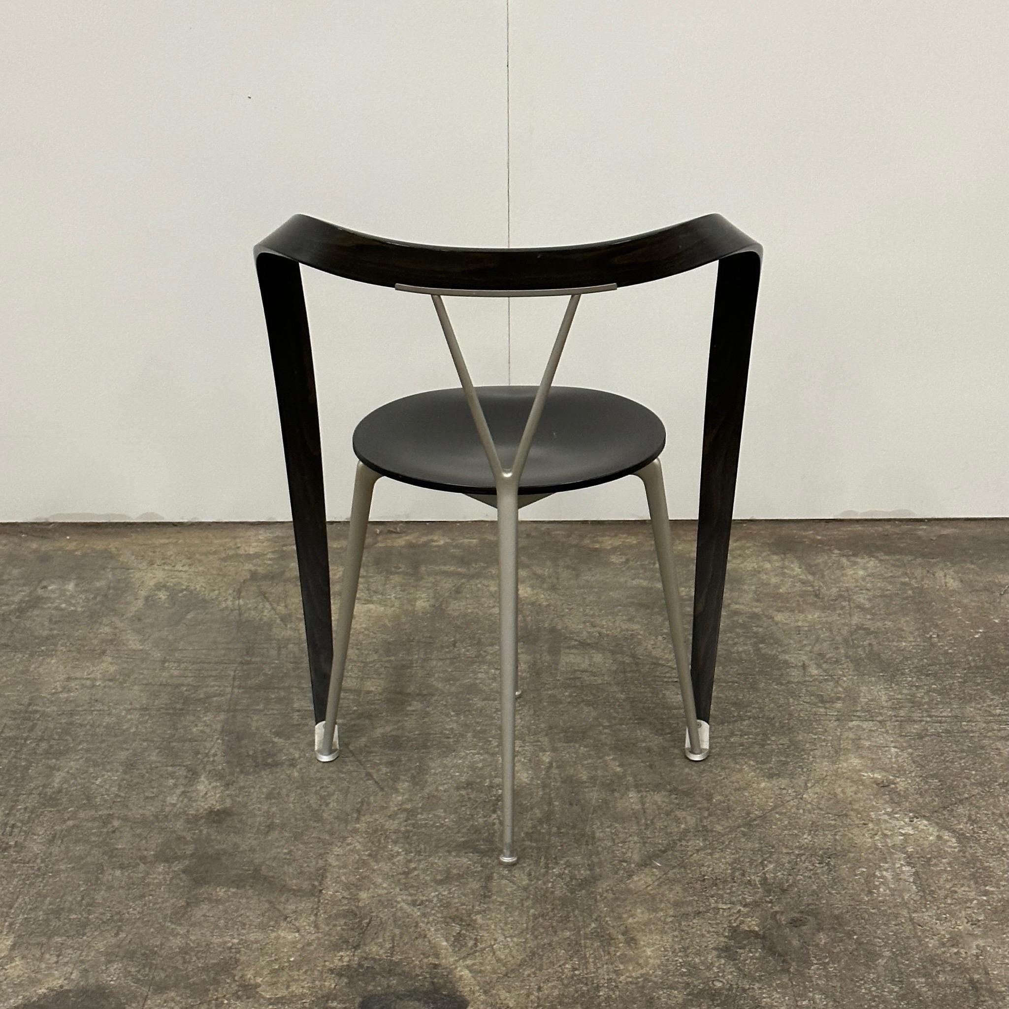 Revers Chair by Andrea Branzi for Cassina In Good Condition For Sale In Chicago, IL