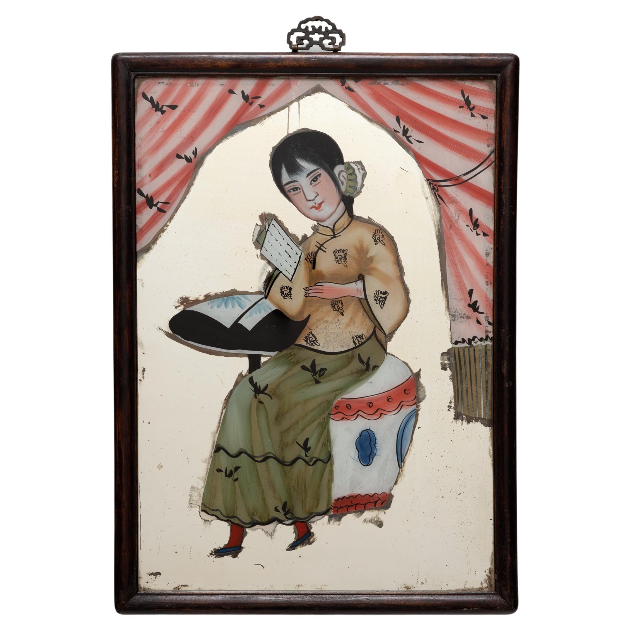 Chinesisches rückseitiges Glasgemälde einer jungen Frau, um 1900 im Angebot