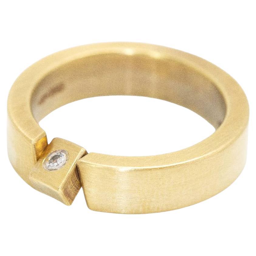 REVERSE NIESSING Ring in Gold and Diamond For Sale