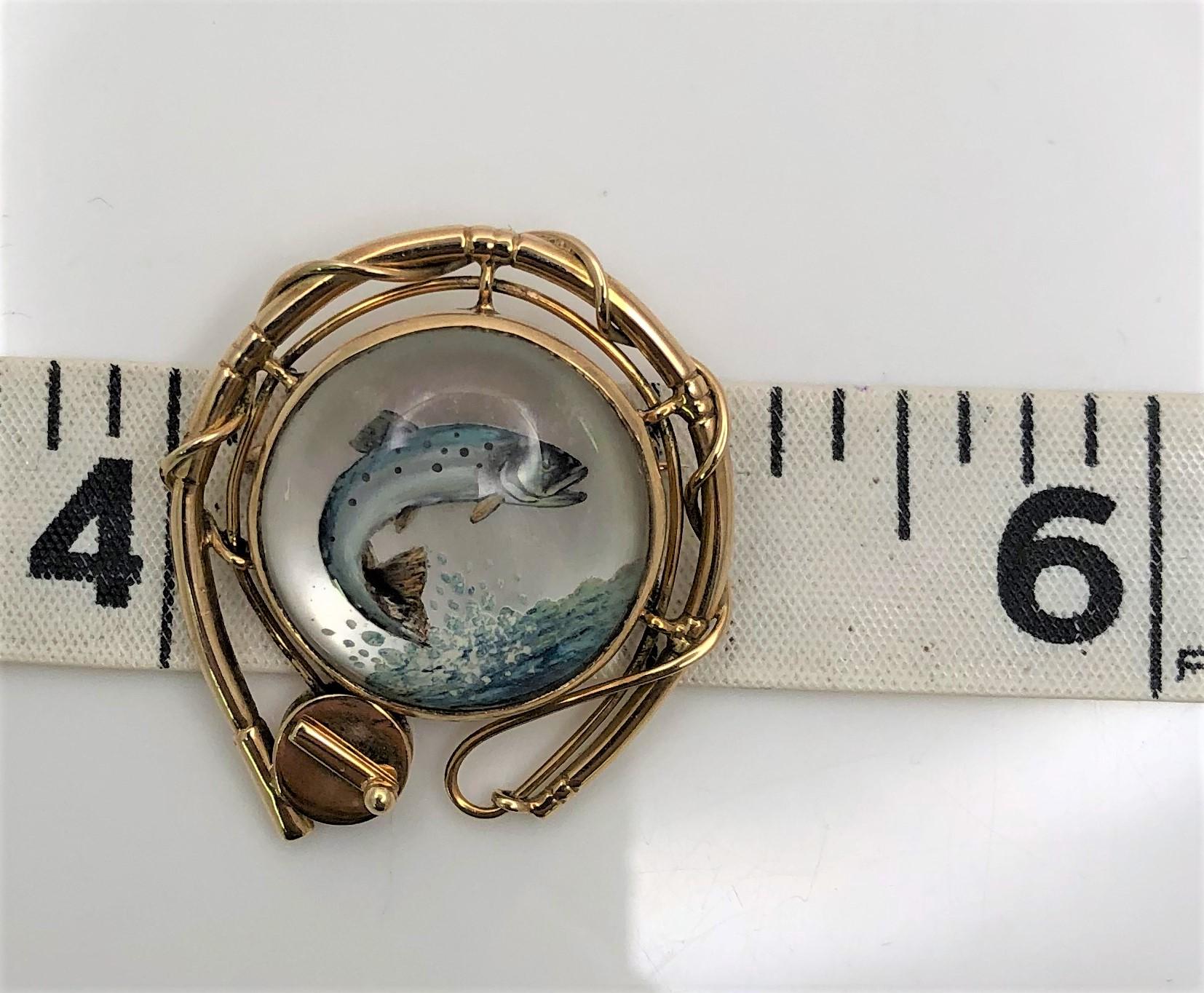 Reverse Painted Crystal Fish Pin In Good Condition For Sale In Cincinnati, OH