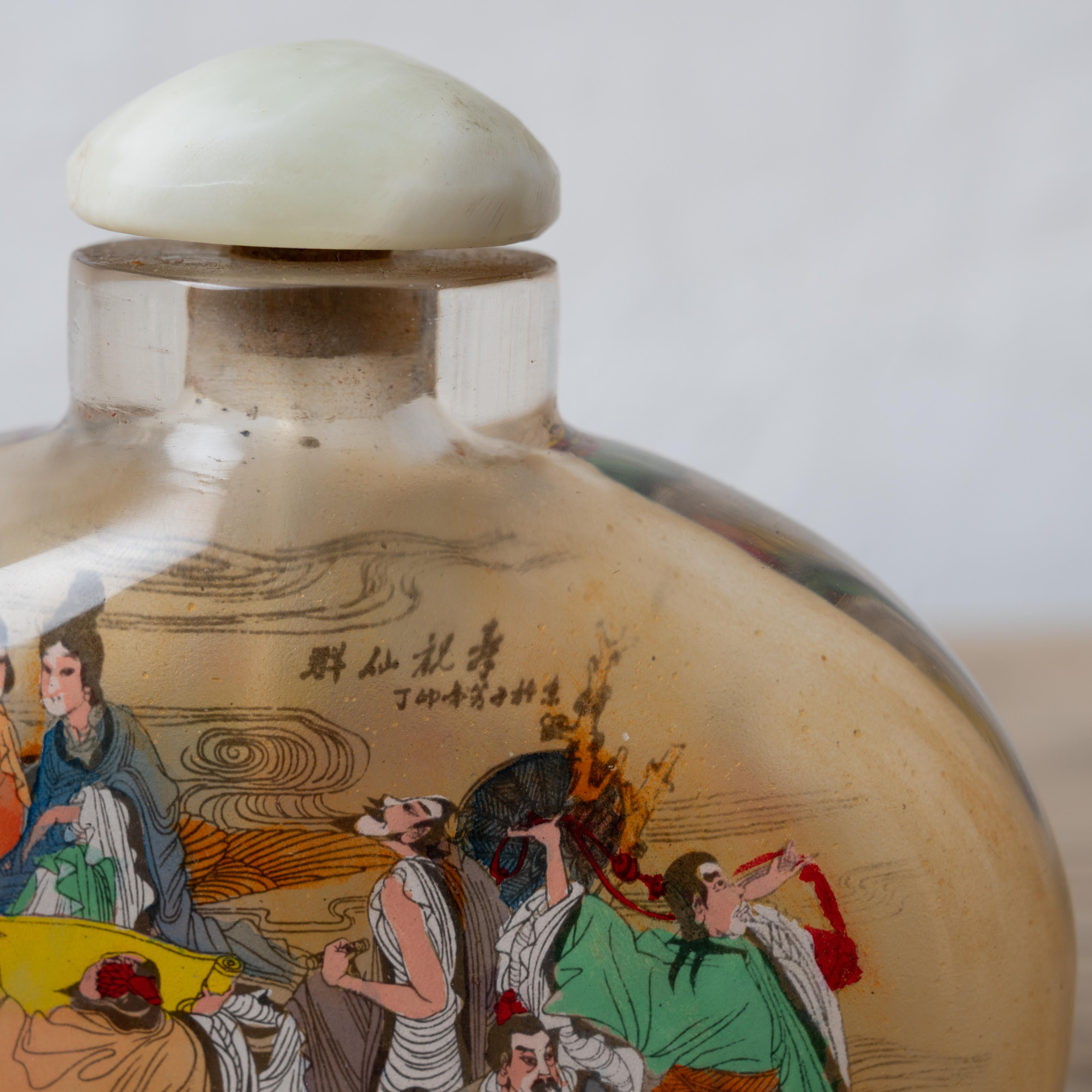 Bouteille à priser peinte à l'envers en vente 2