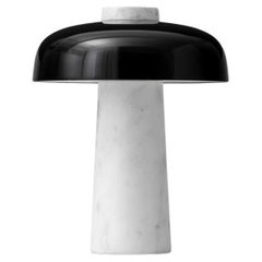 Lampe de table Reverse, marbre de Carrare et noir, par Aleksandar Lazic pour Audo