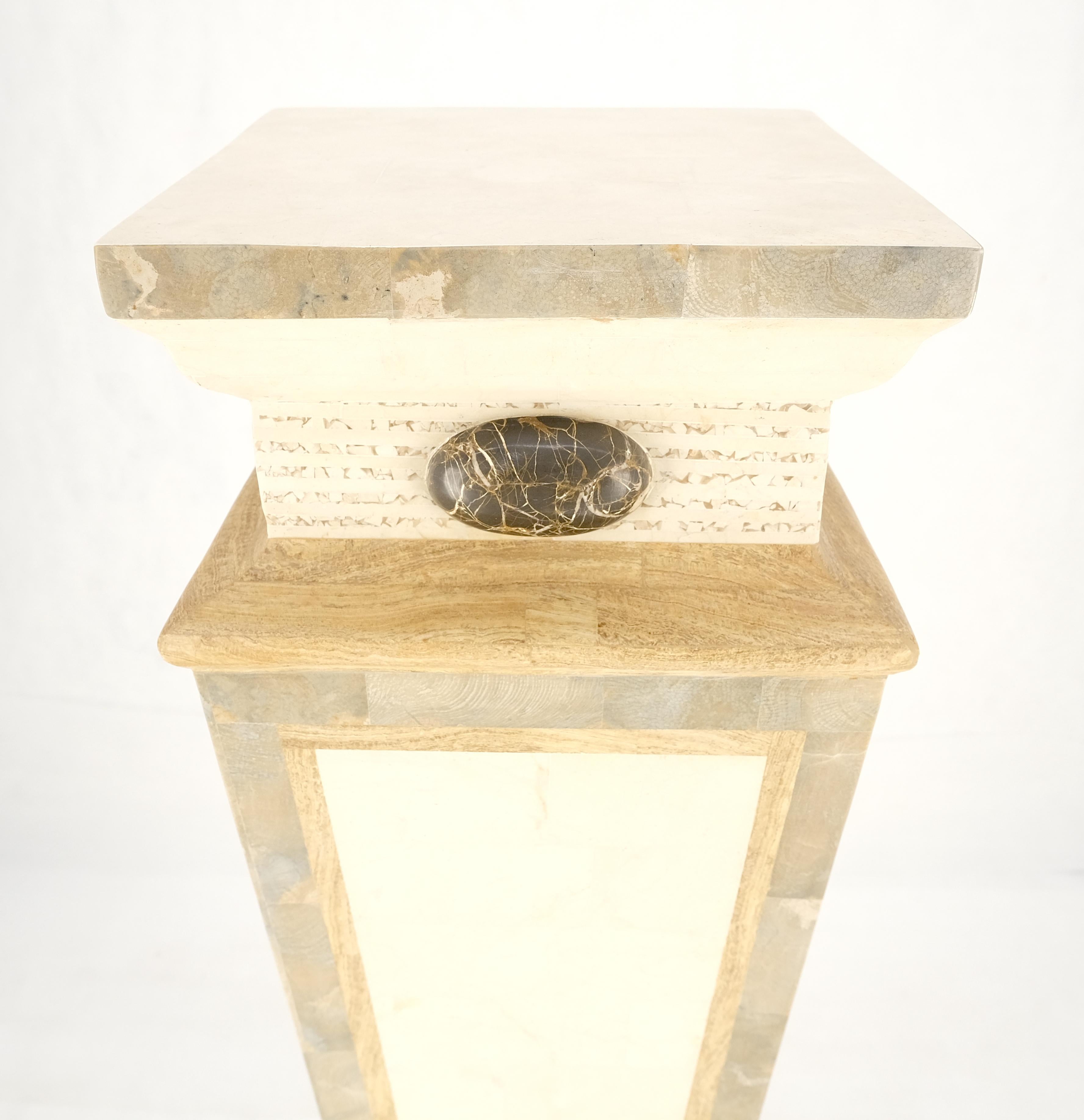¡Forma de Obelisco Invertido Cuadrado Cónico Mármol Enchapado Pedestal MINT! Desconocido en venta