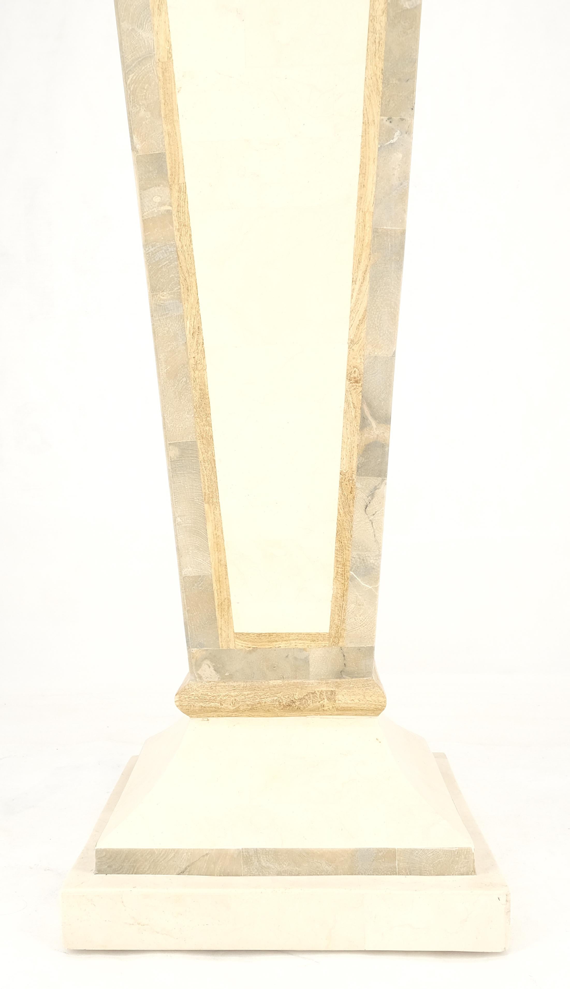 ¡Forma de Obelisco Invertido Cuadrado Cónico Mármol Enchapado Pedestal MINT! en venta 3