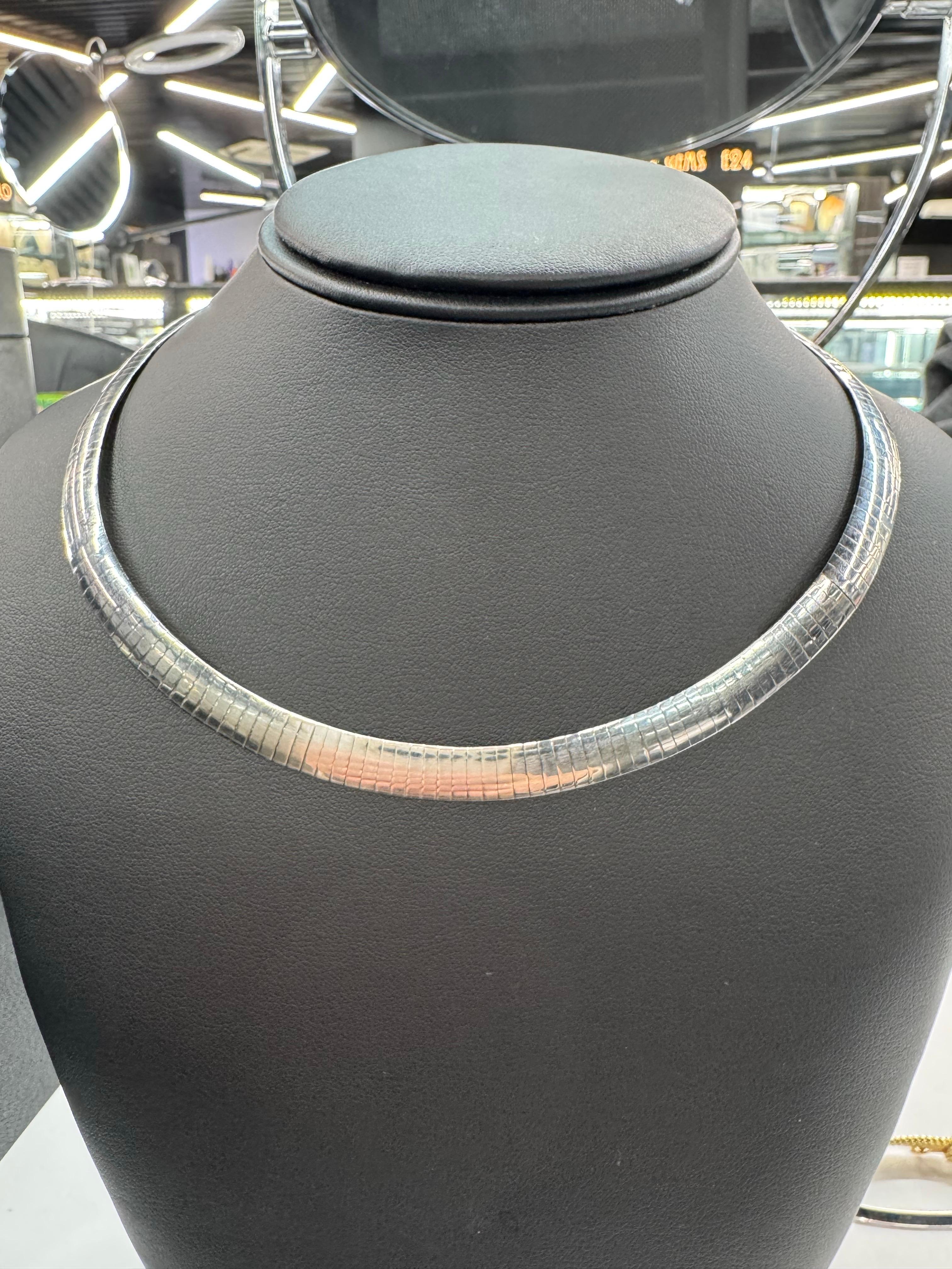 Reversible 14 Karat Yellow & White Gold Tube Wire Necklace 30.7 Grams 16.5